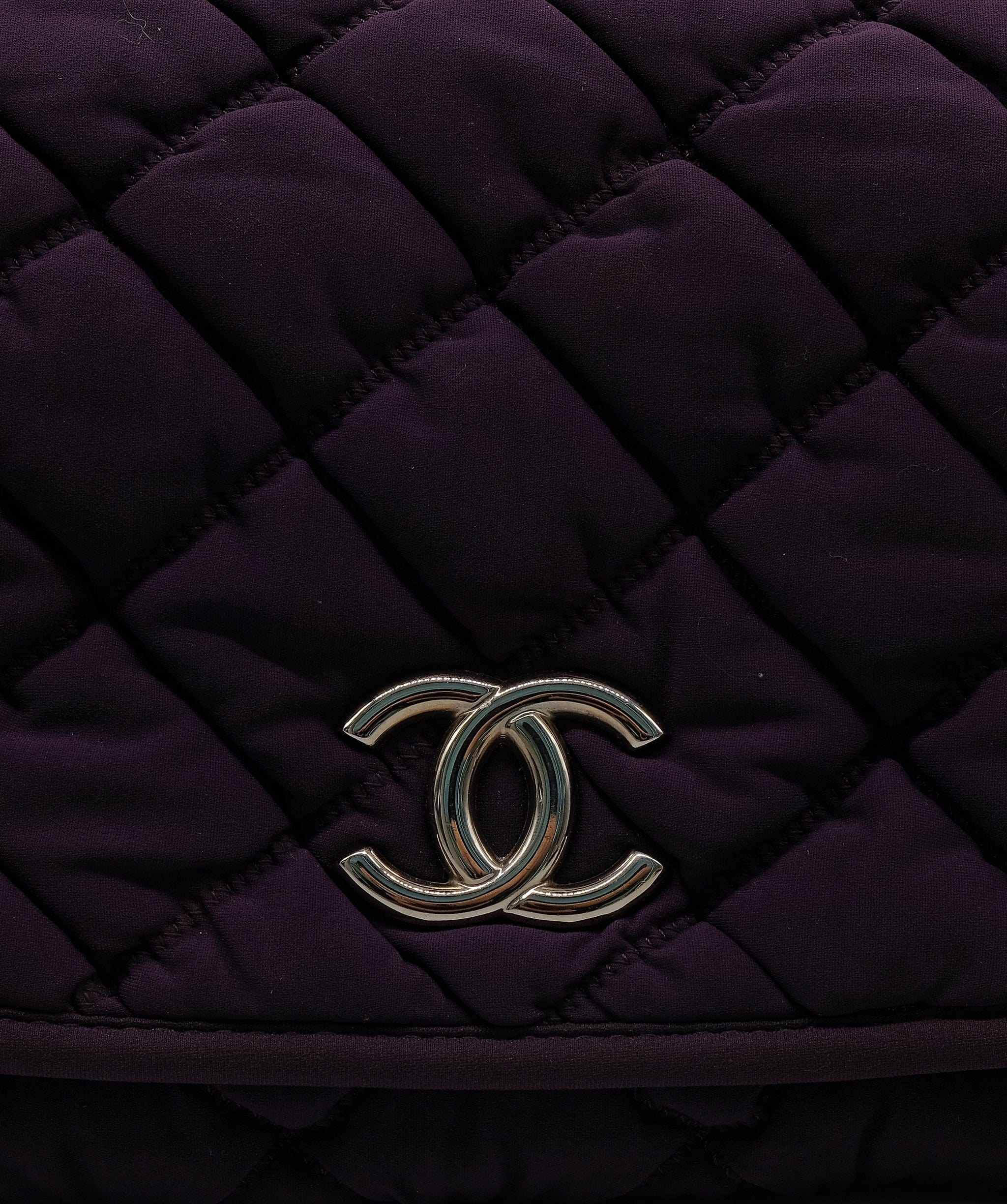 Chanel Chanel Bubble Flap w/  Dustbag & Authenticty Card RJC3453