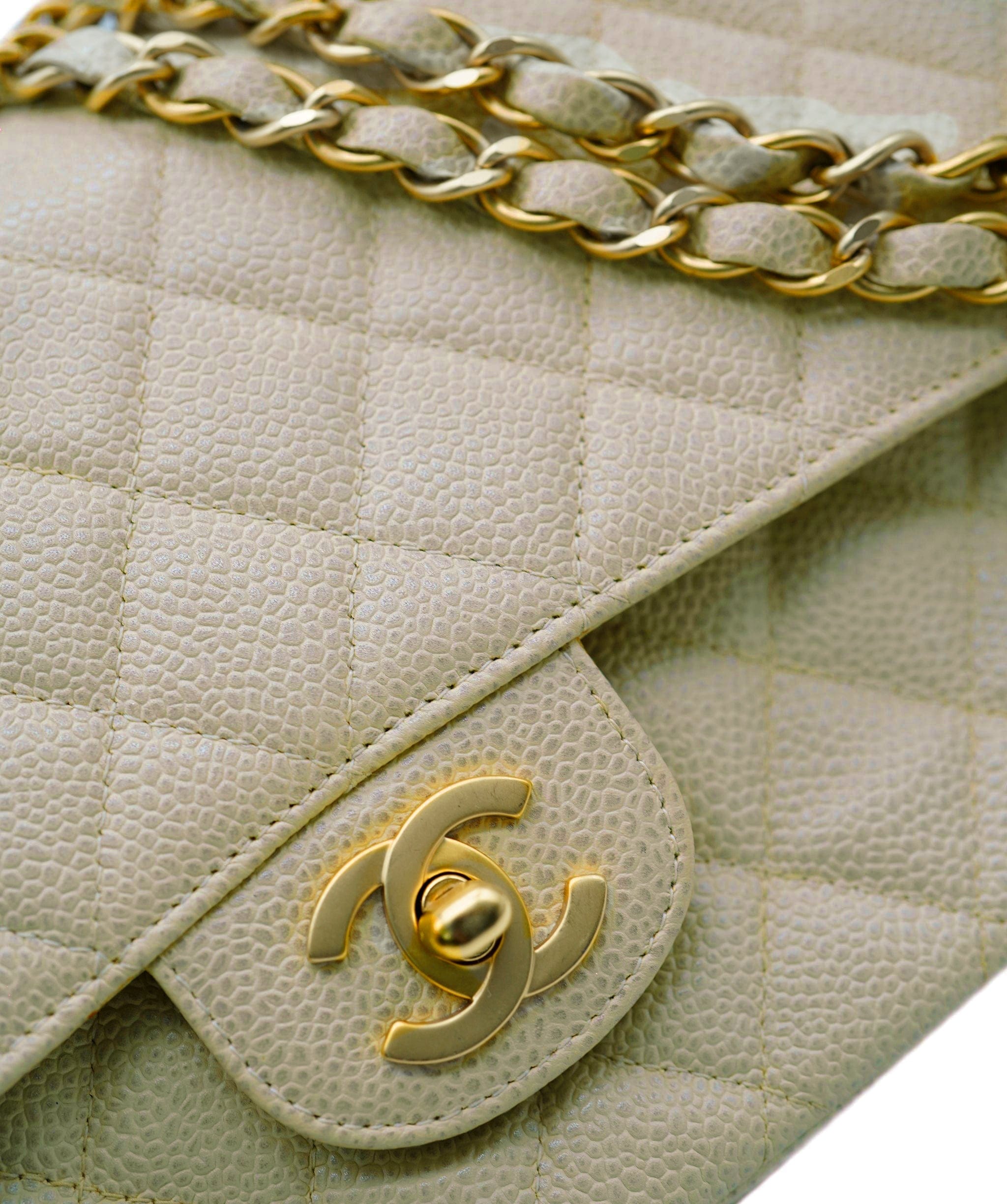 Chanel Chanel Caviar Beige Classic Flap ASL7522