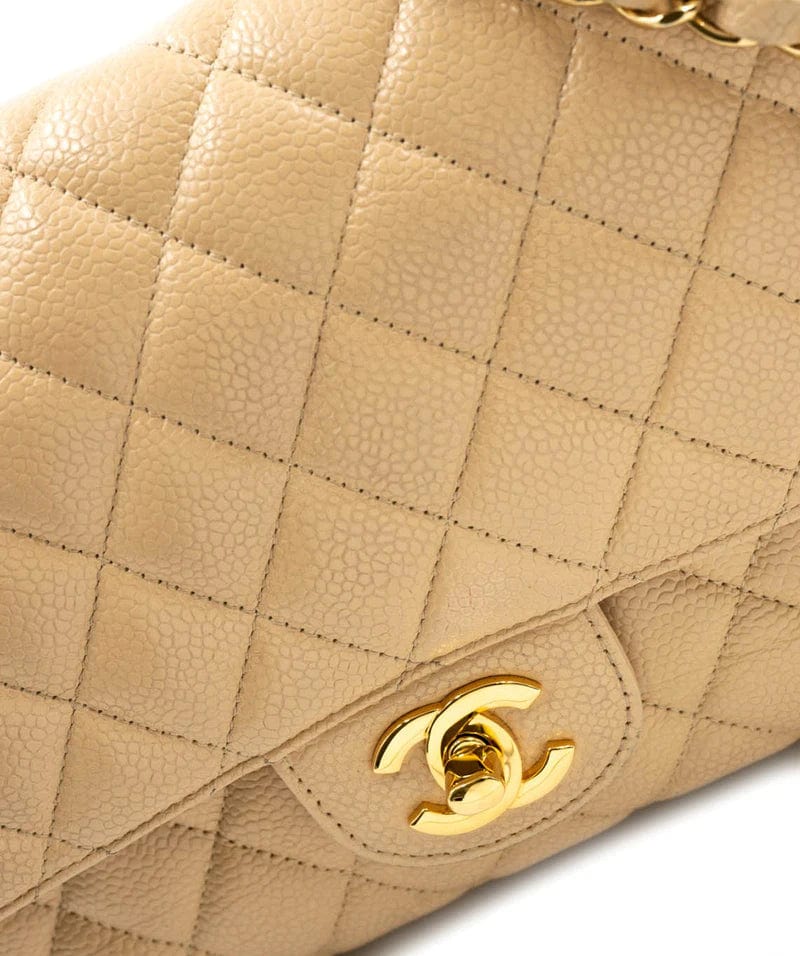 Chanel Chanel Classic Flap Medium Beige  Caviar GHW - DXBS1462