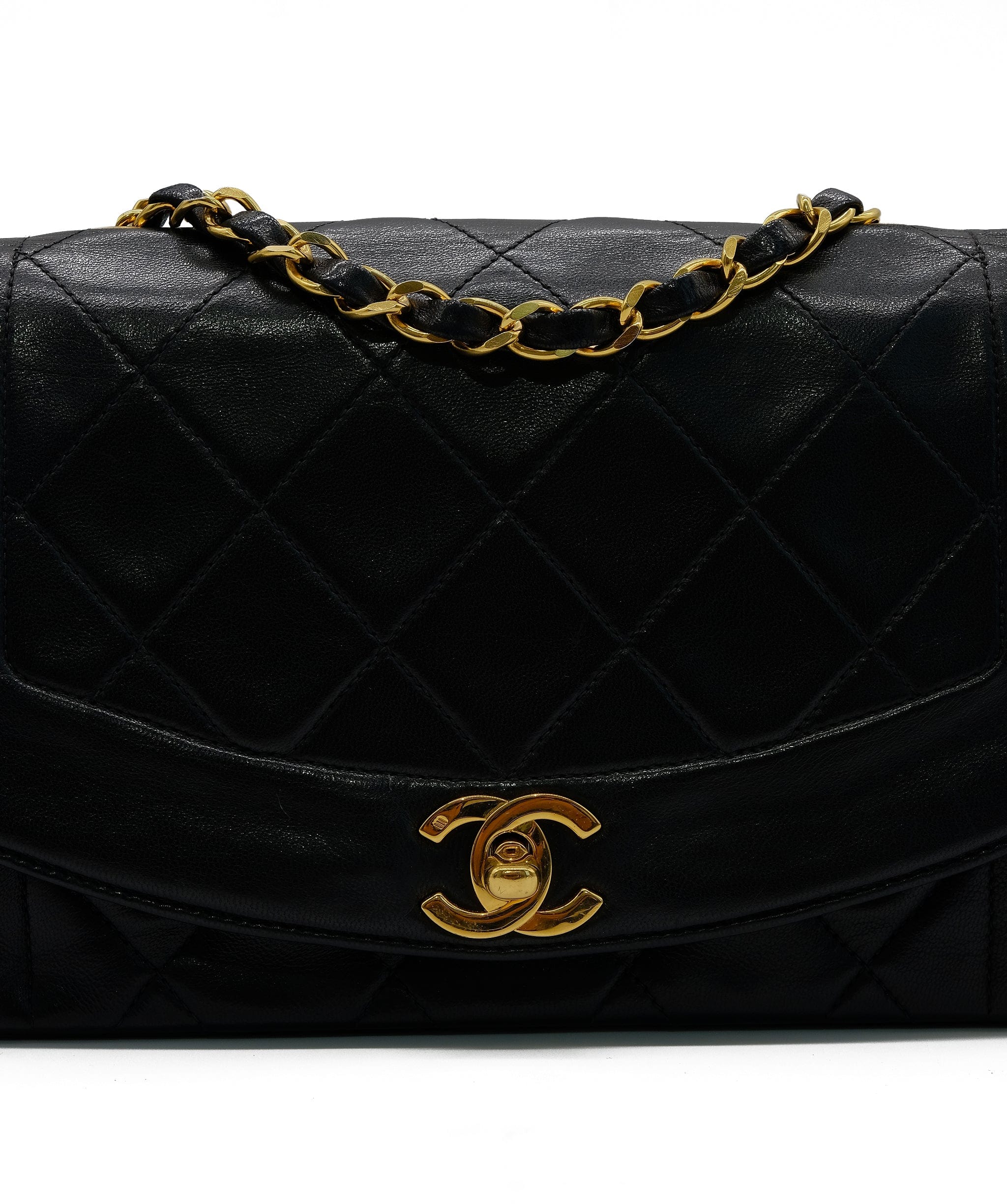 Chanel Chanel Diana22 Black Card And Seal S/N 2038921 90179147 ASL8144