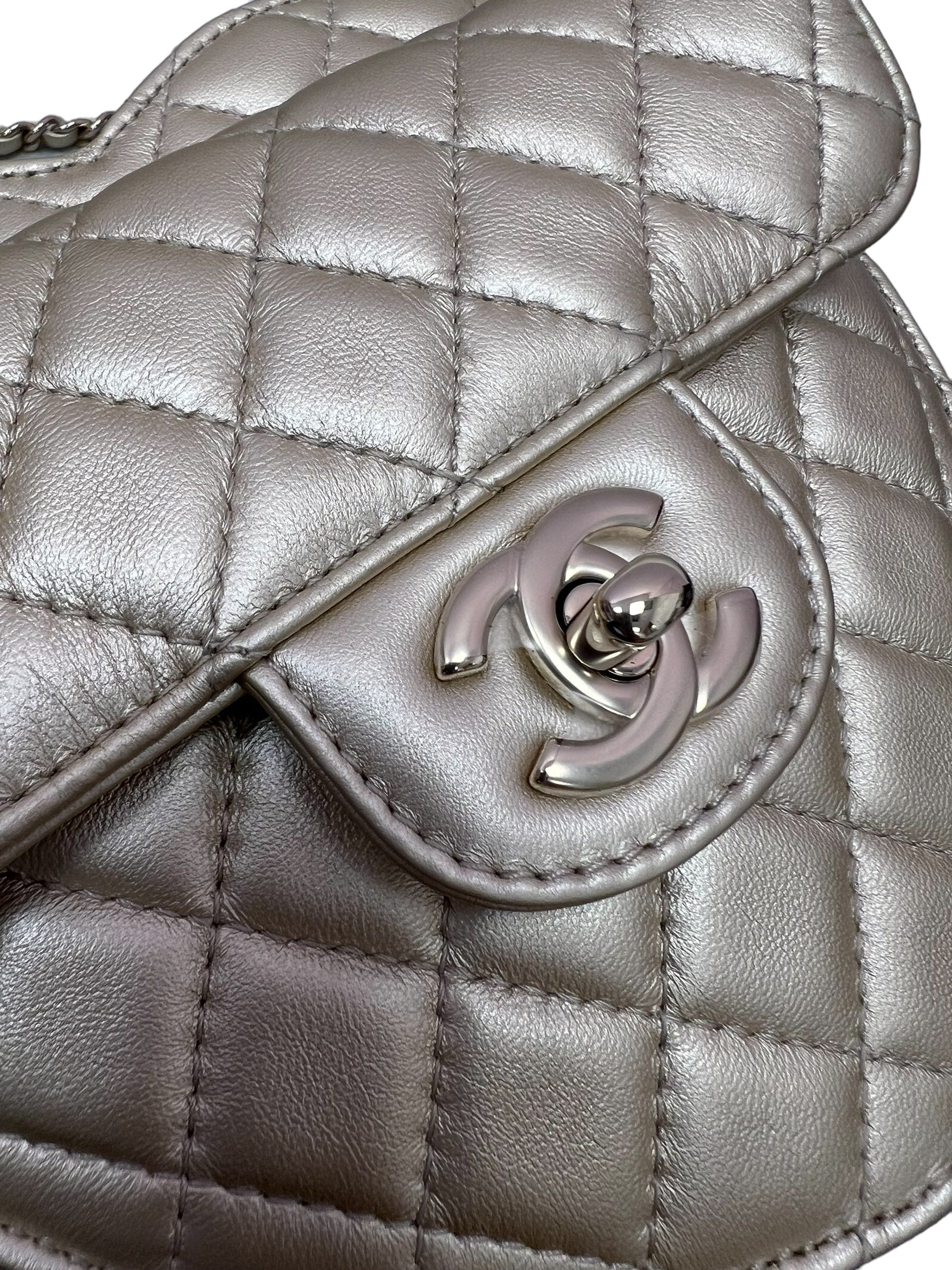 Chanel Chanel Heart Large Bag Gold Lambskin GHW SKC1724