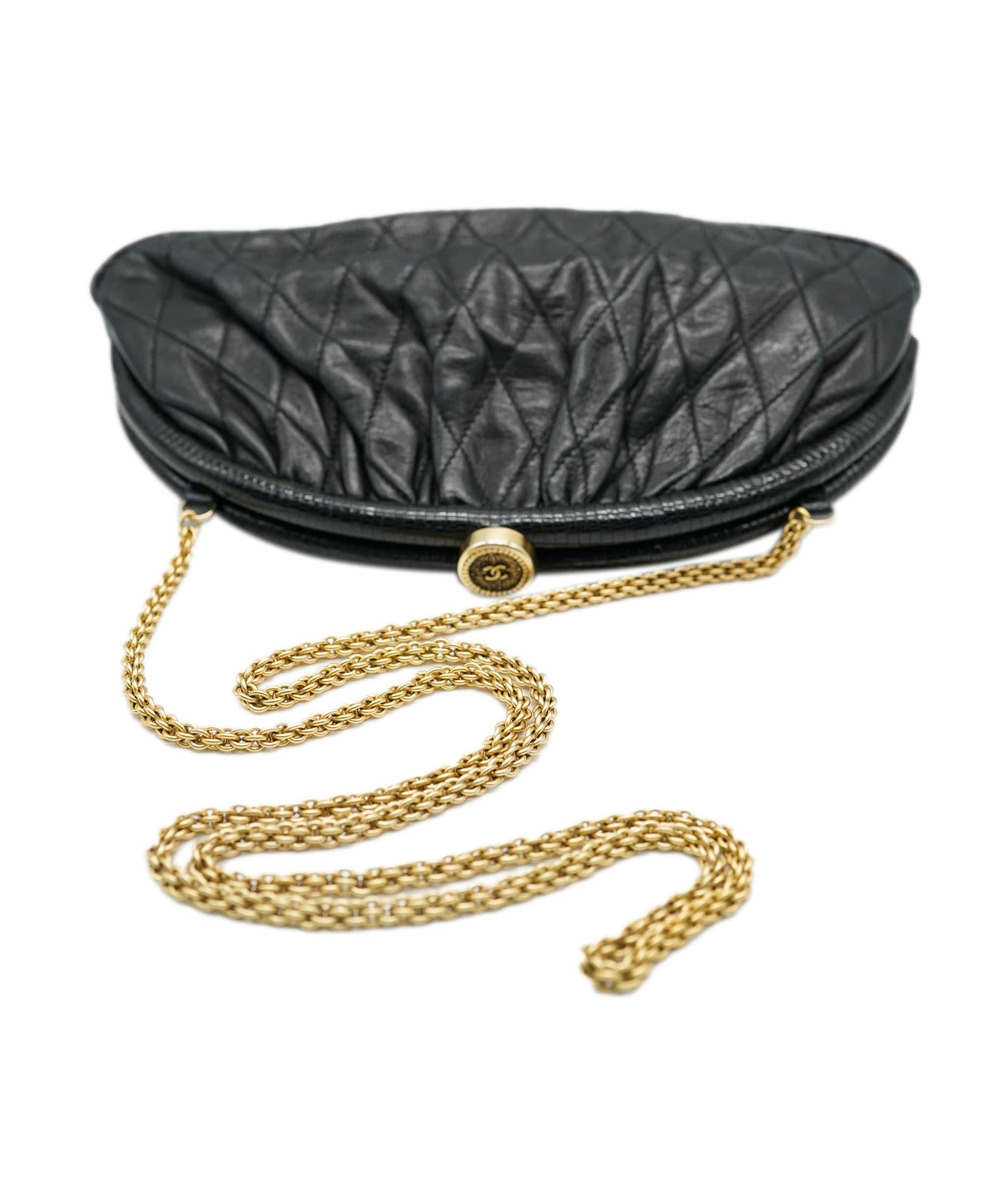 Chanel Chanel Lizard Black Purse ALC1075