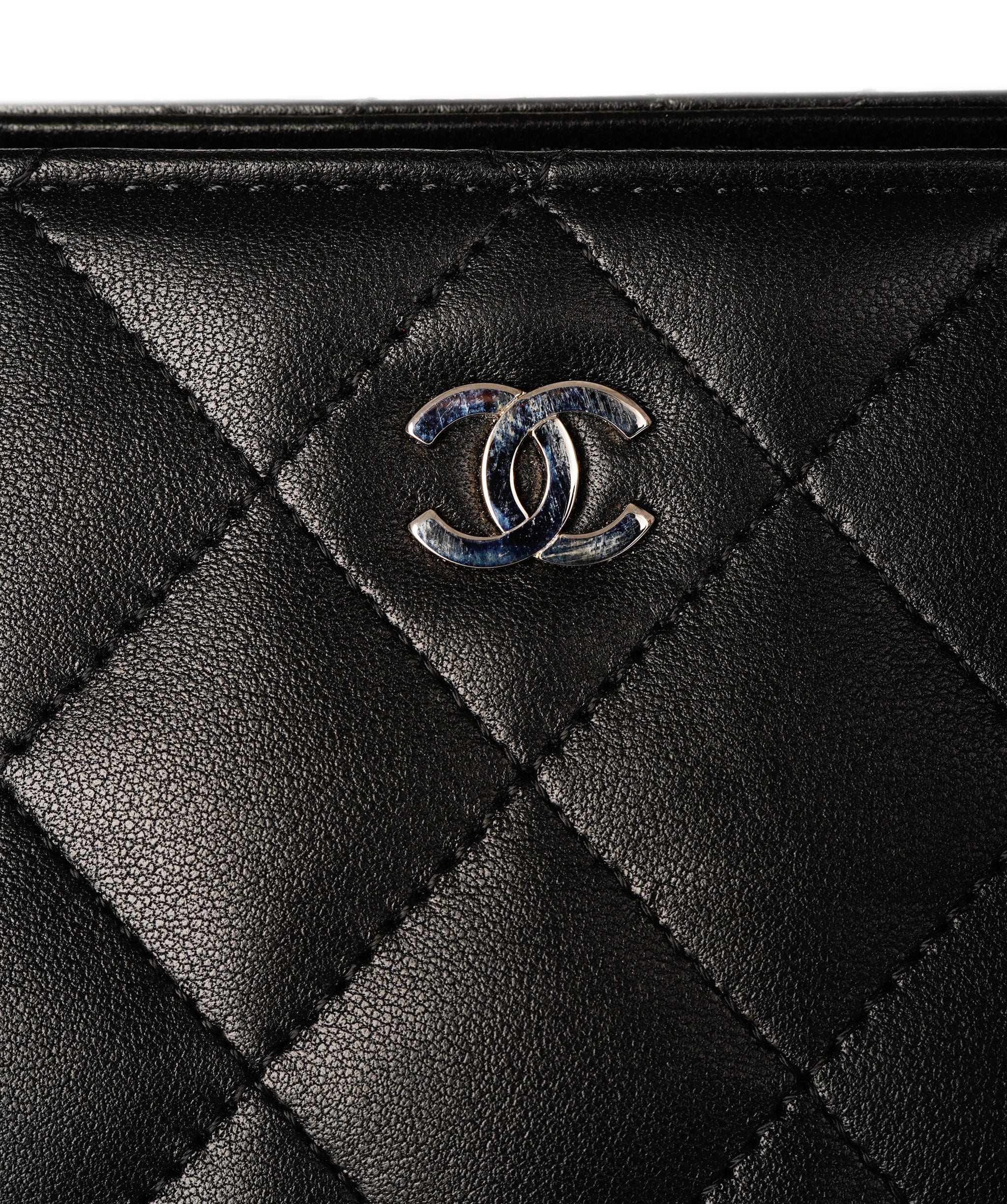 Chanel Chanel Matelasse Lambskin Black Pouch - DBXS1763