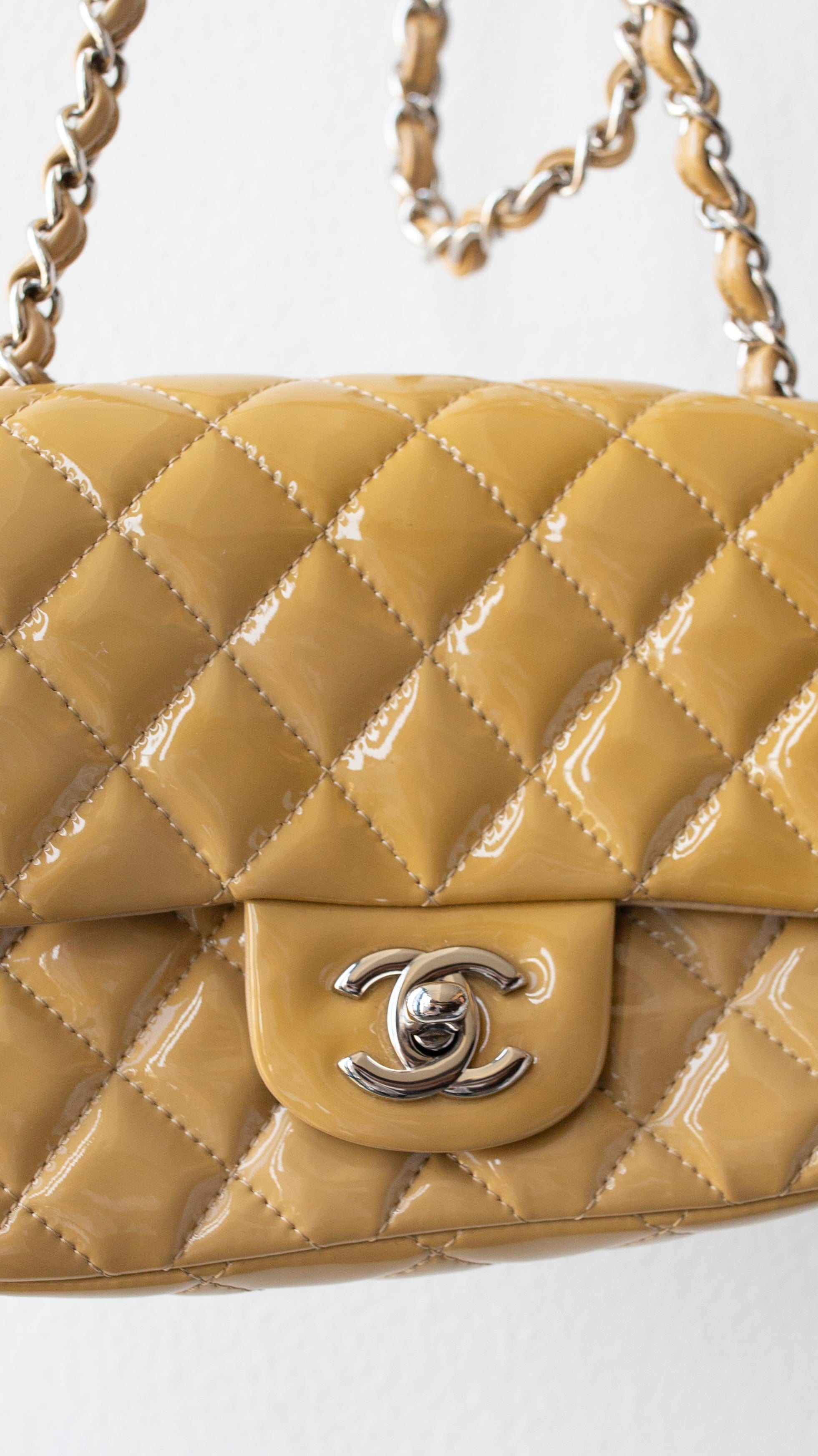 Chanel Chanel Mini Flap with Chain RJL1748