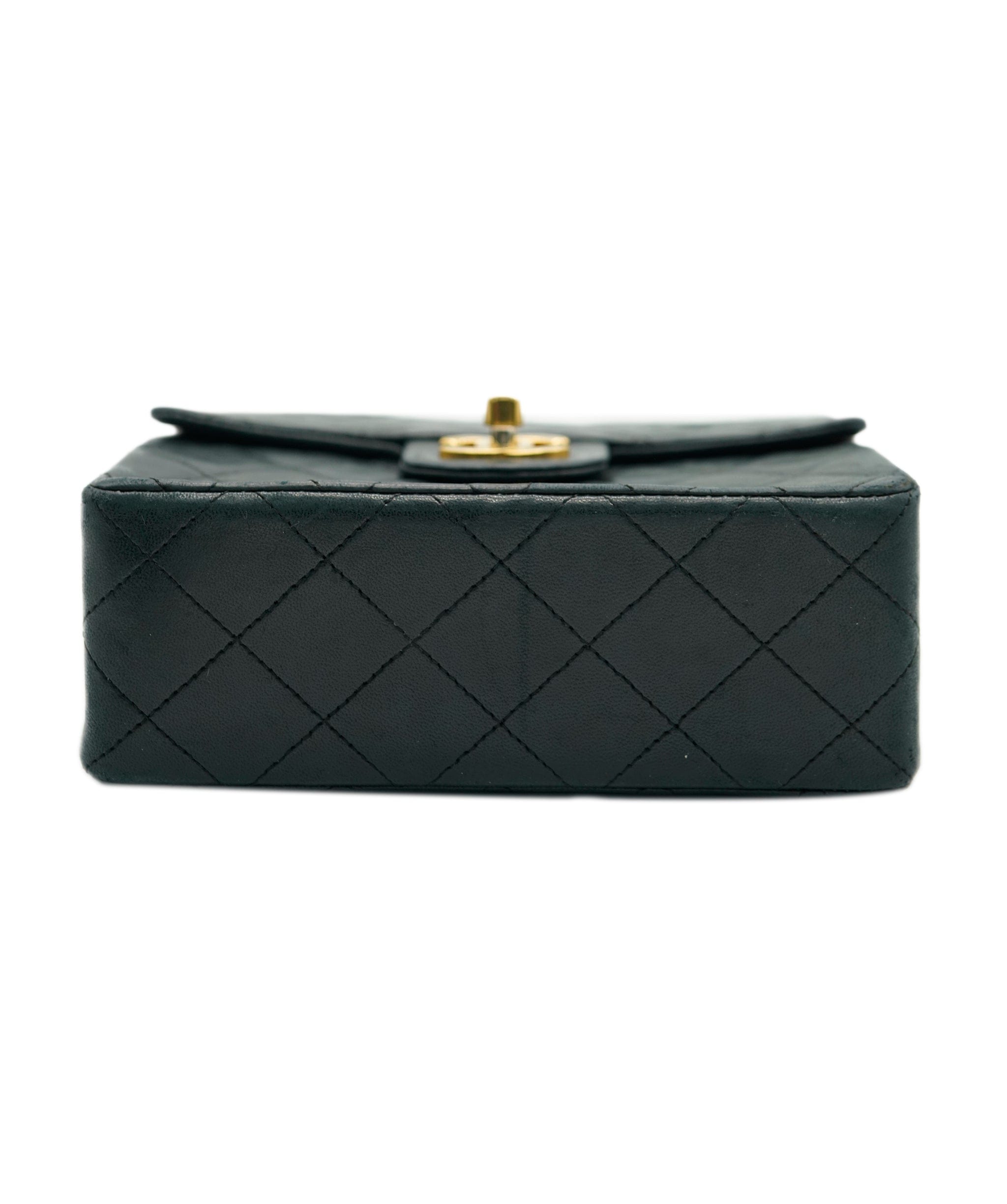 Chanel Chanel mini square black AVC1075