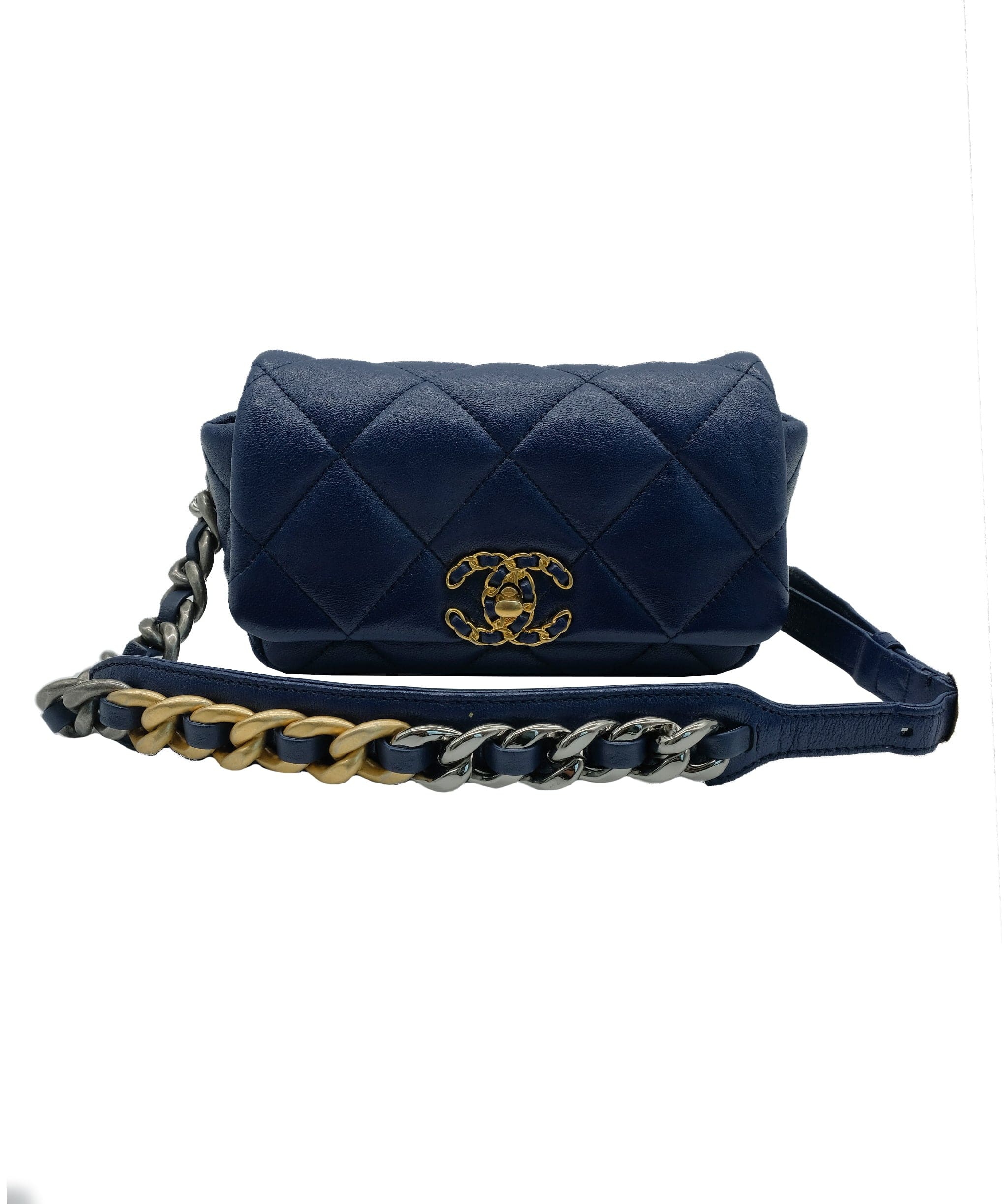 Chanel Chanel Navy Blue Waist Bag RJC2565