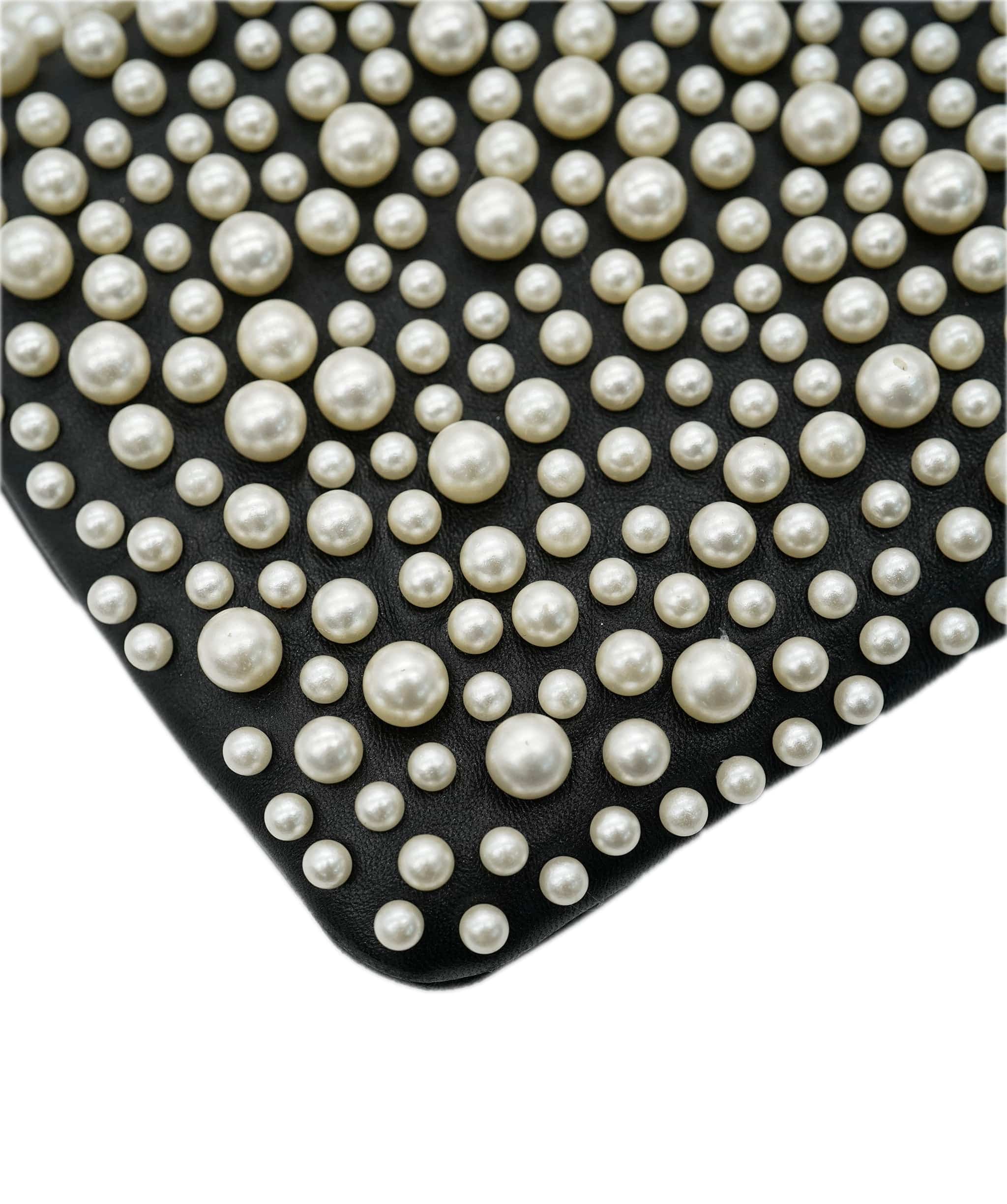 Chanel Chanel pearl clutch on chain AJC0719