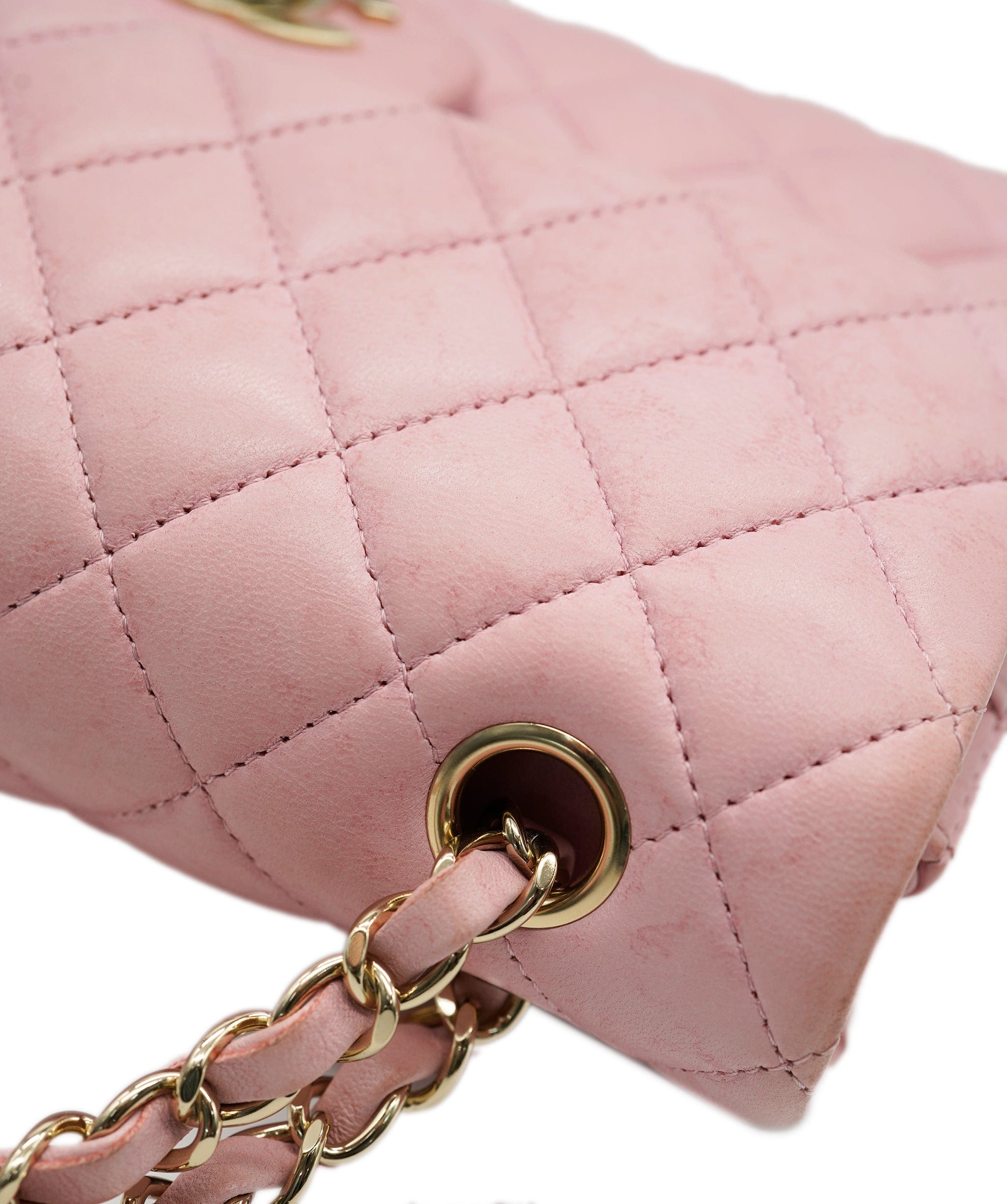 Chanel Chanel Pink Classic Flap with Gold Hardware  ALC1300