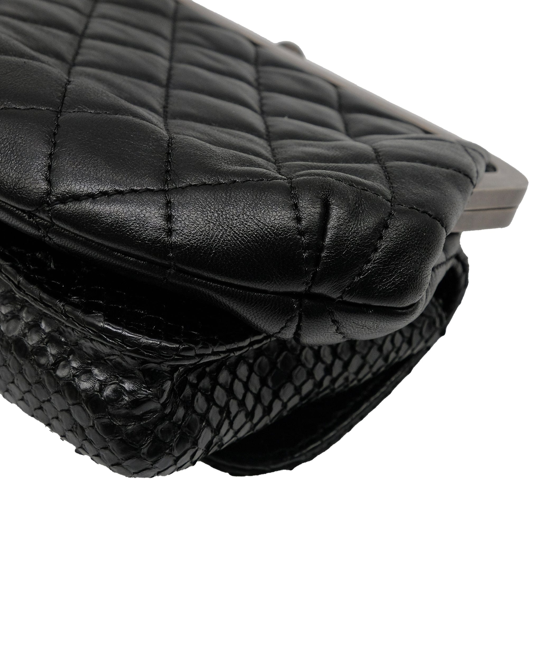 Chanel Chanel Python Black Chain Shoulder Bag RJC3737