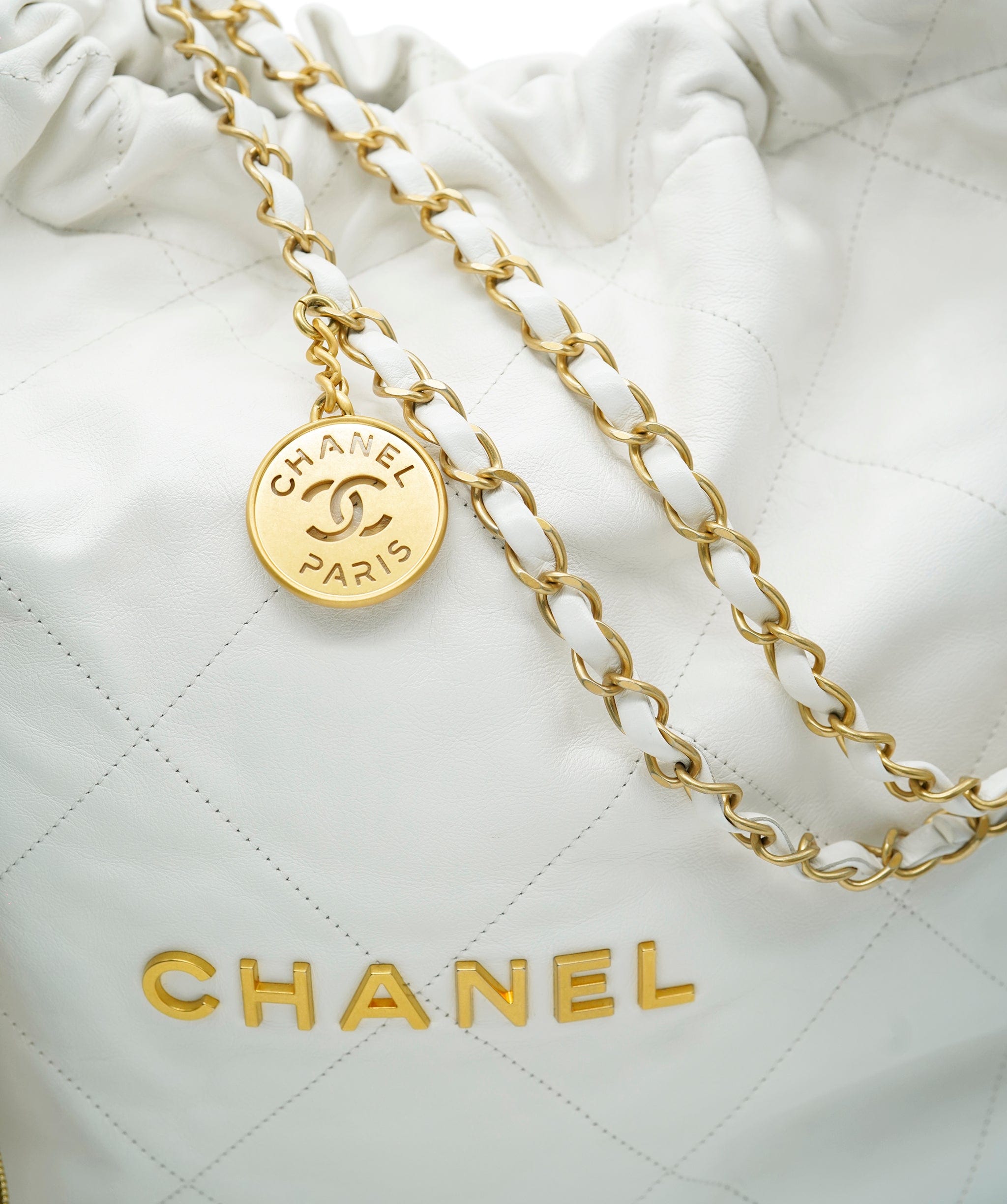 Chanel Chanel S22 White With GHW Medium  ALC1420