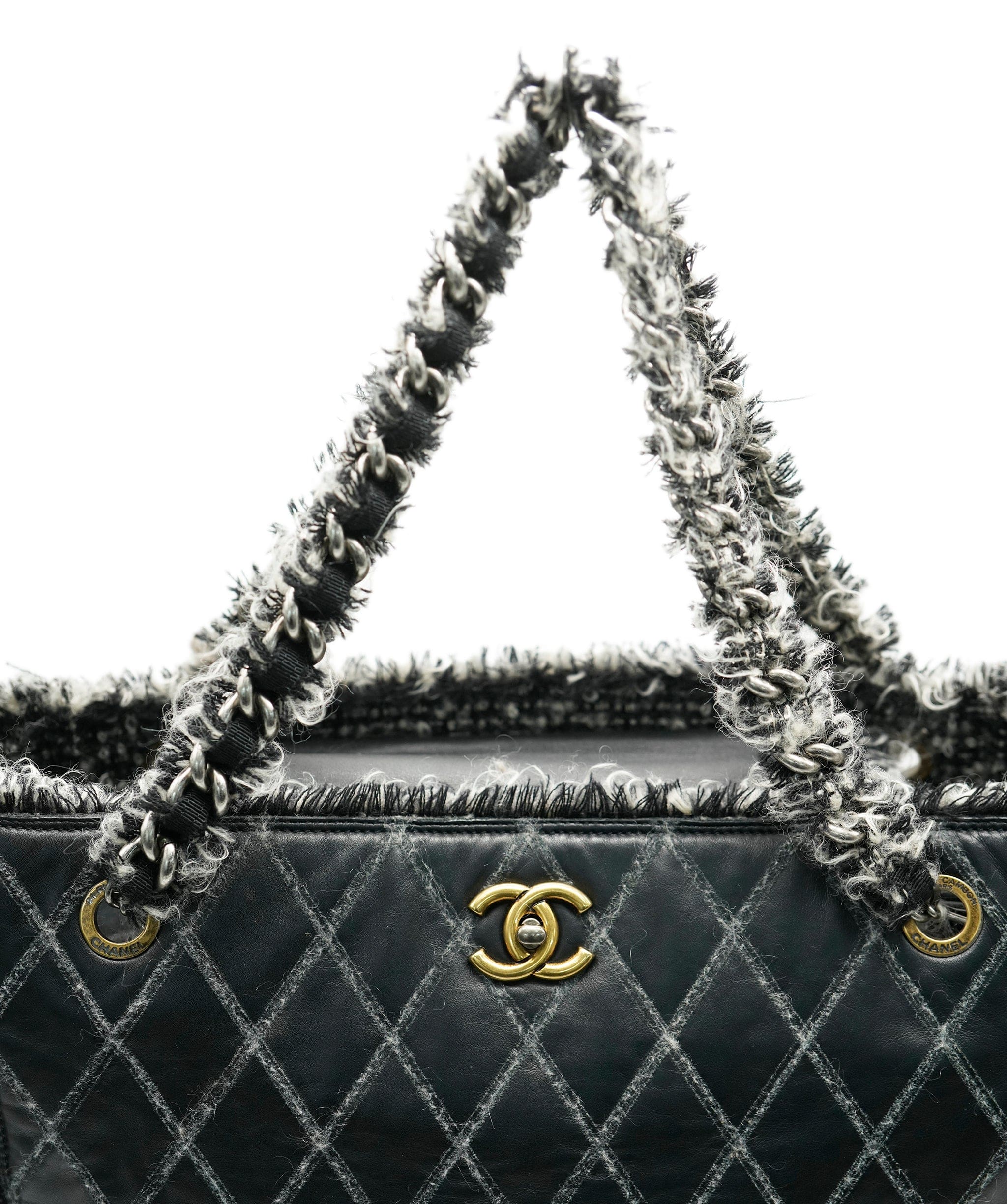 Chanel Chanel tote bag quilted leather and tweed AVC1959