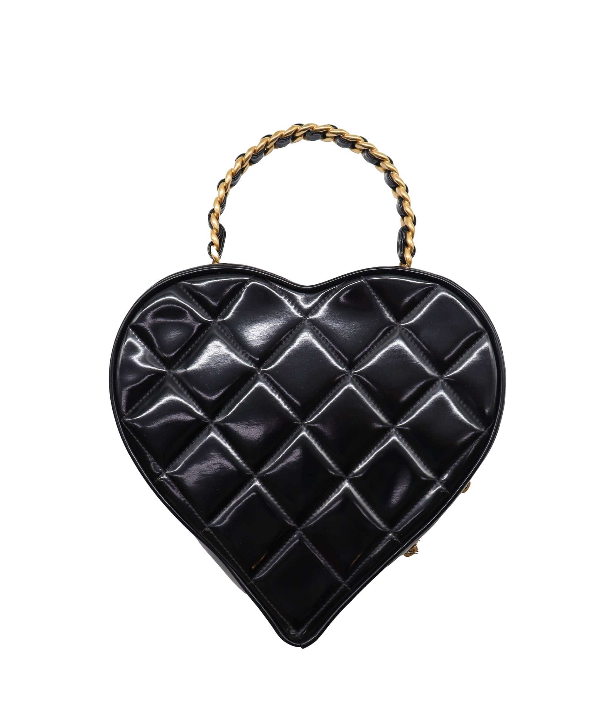 Chanel CHANEL VINTAGE HEART VANITY HAND BAG BLACK ENAMEL DXBS2211