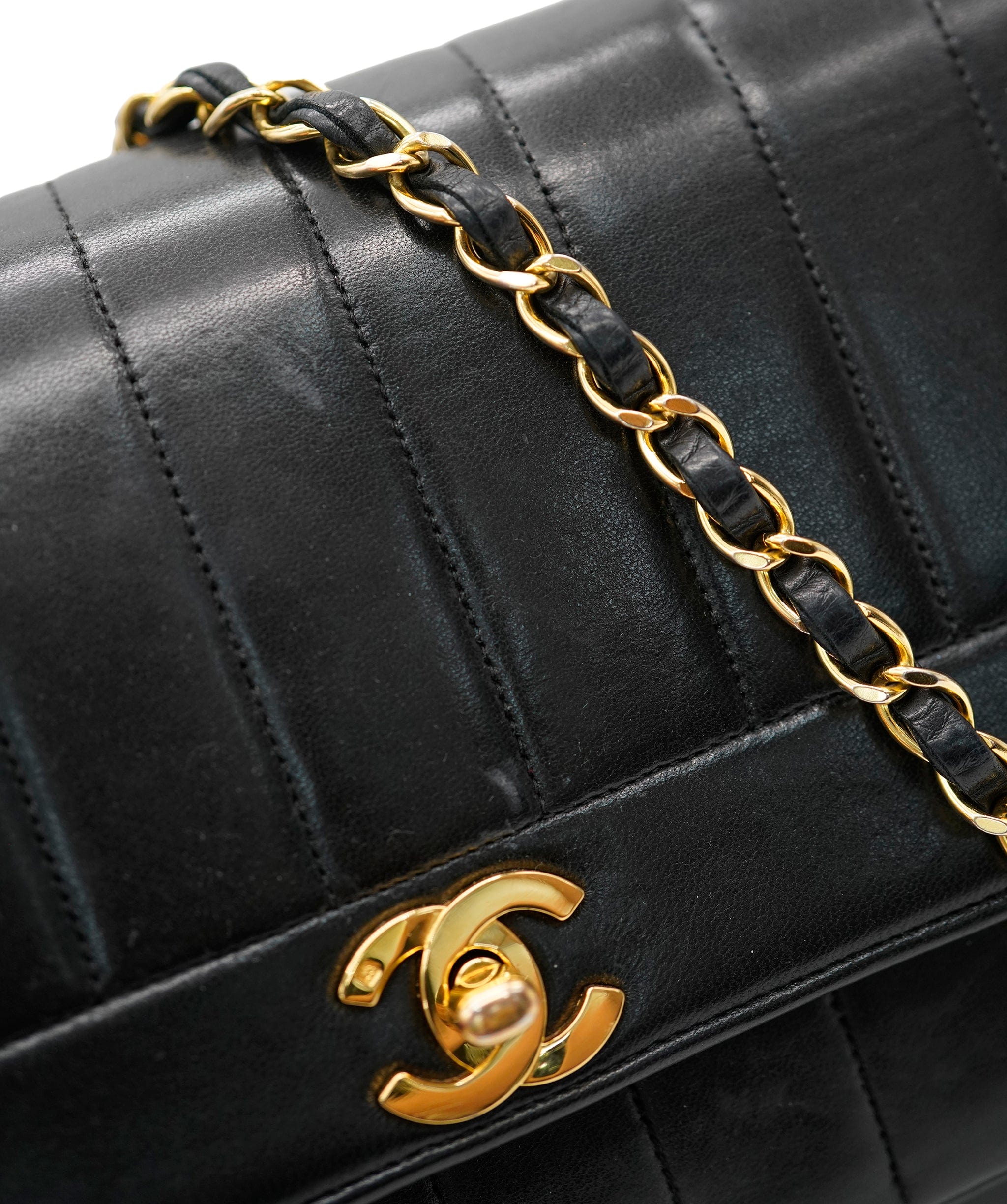 Chanel CHANEL VINTAGE MADEMOISELLE CHAIN SHOULDER BAG BLACK LAMB SKIN 90223285 DBXS0659