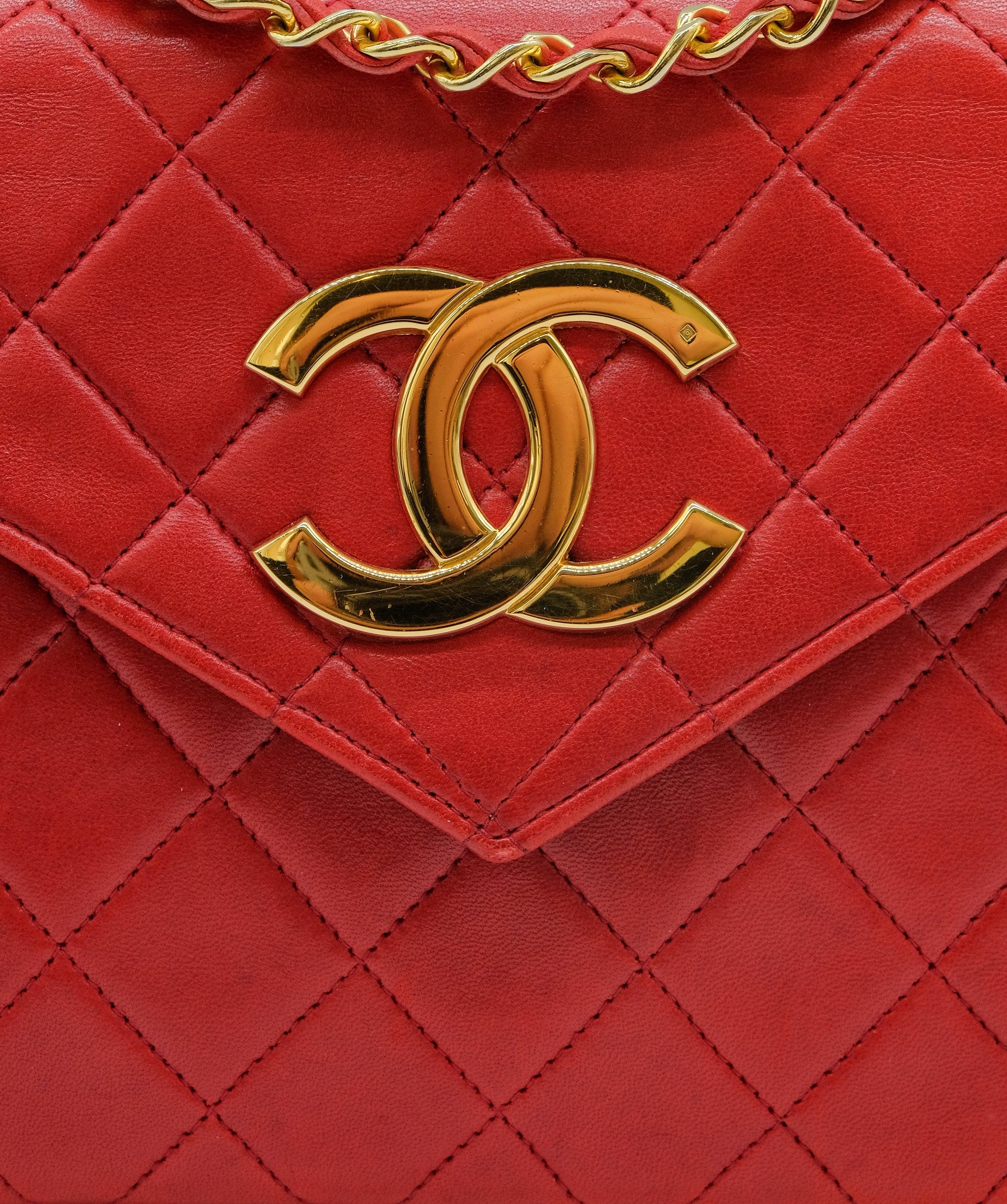 Chanel CHANEL VINTAGE MATELASSE BIG COCO CHAIN SHOULDER BAG RED LAMB SKIN	 DXBS0423