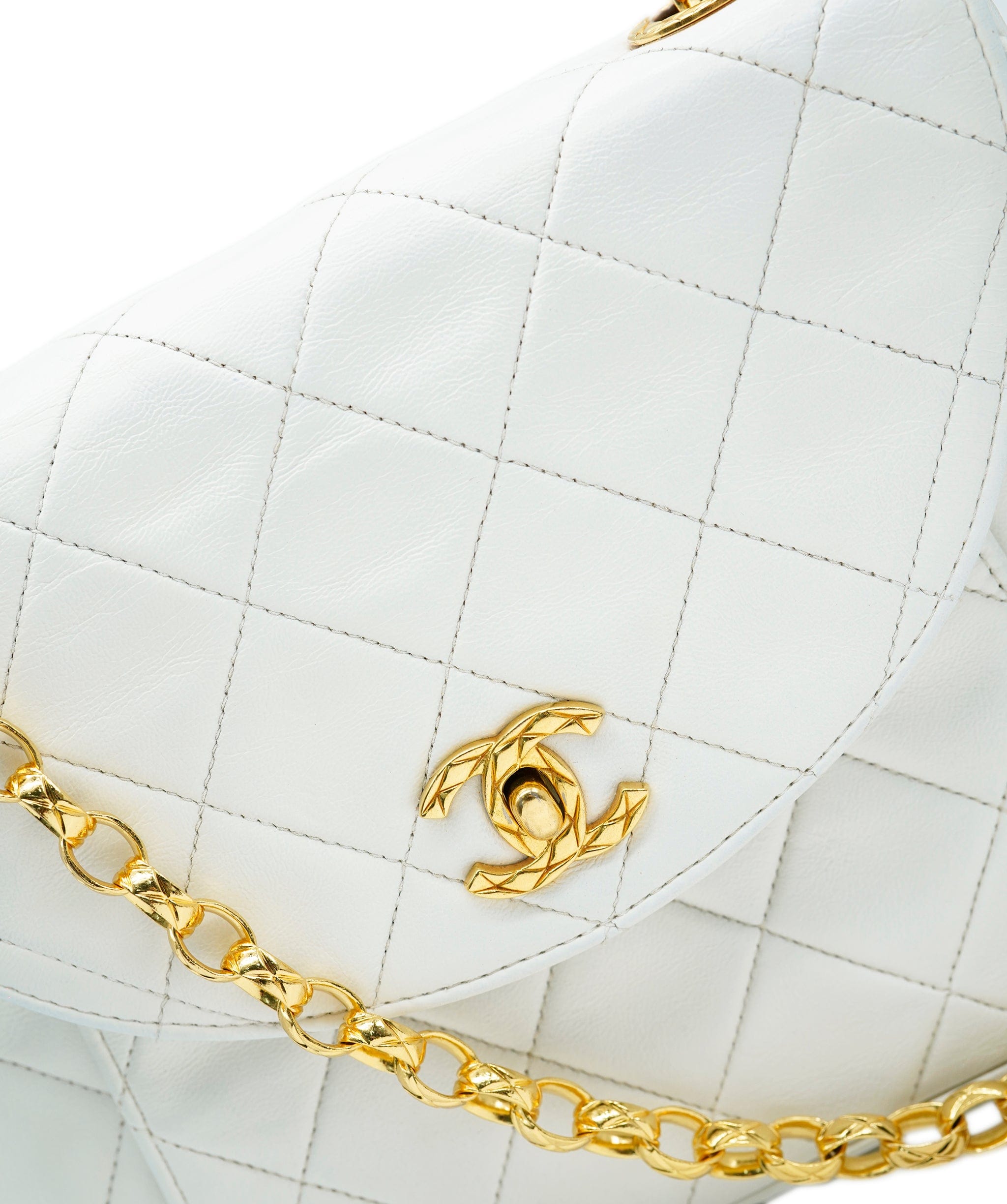 Chanel Chanel Vintage Small Bijoux Chain Curve Flap - AJC0309