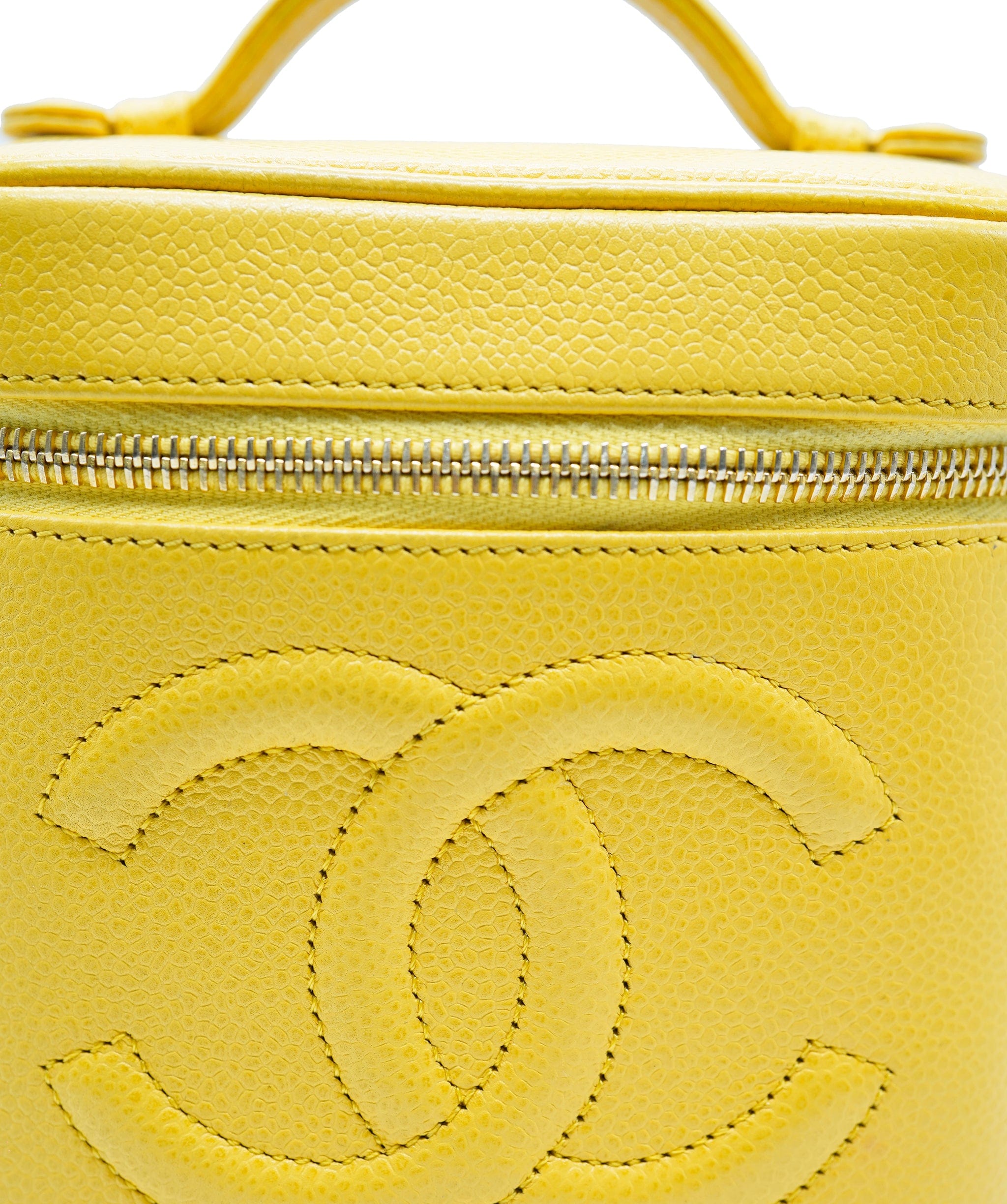 Chanel Chanel Vintage Yellow Vanity  ALC1076