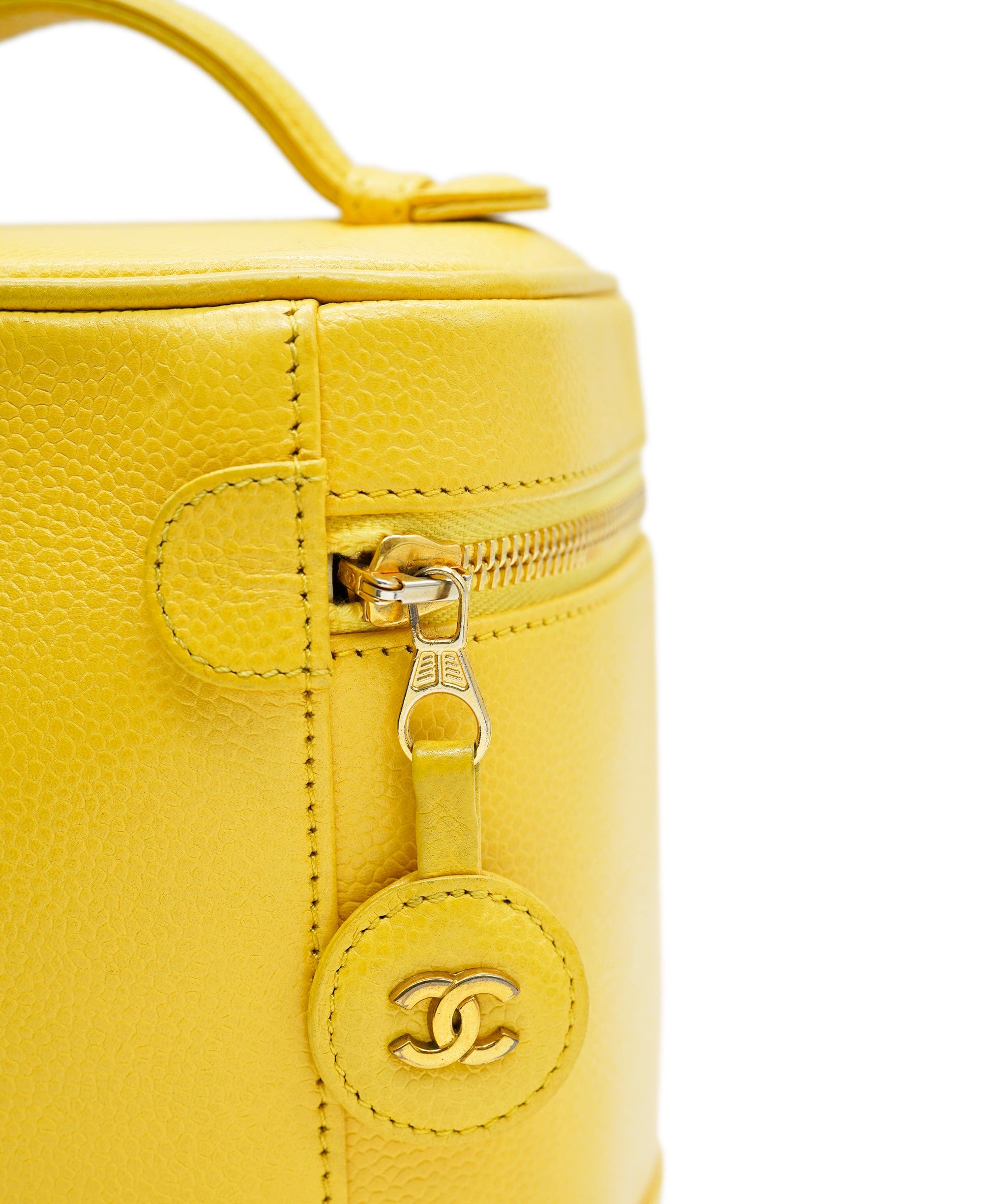 Chanel Chanel Vintage Yellow Vanity  ALC1076