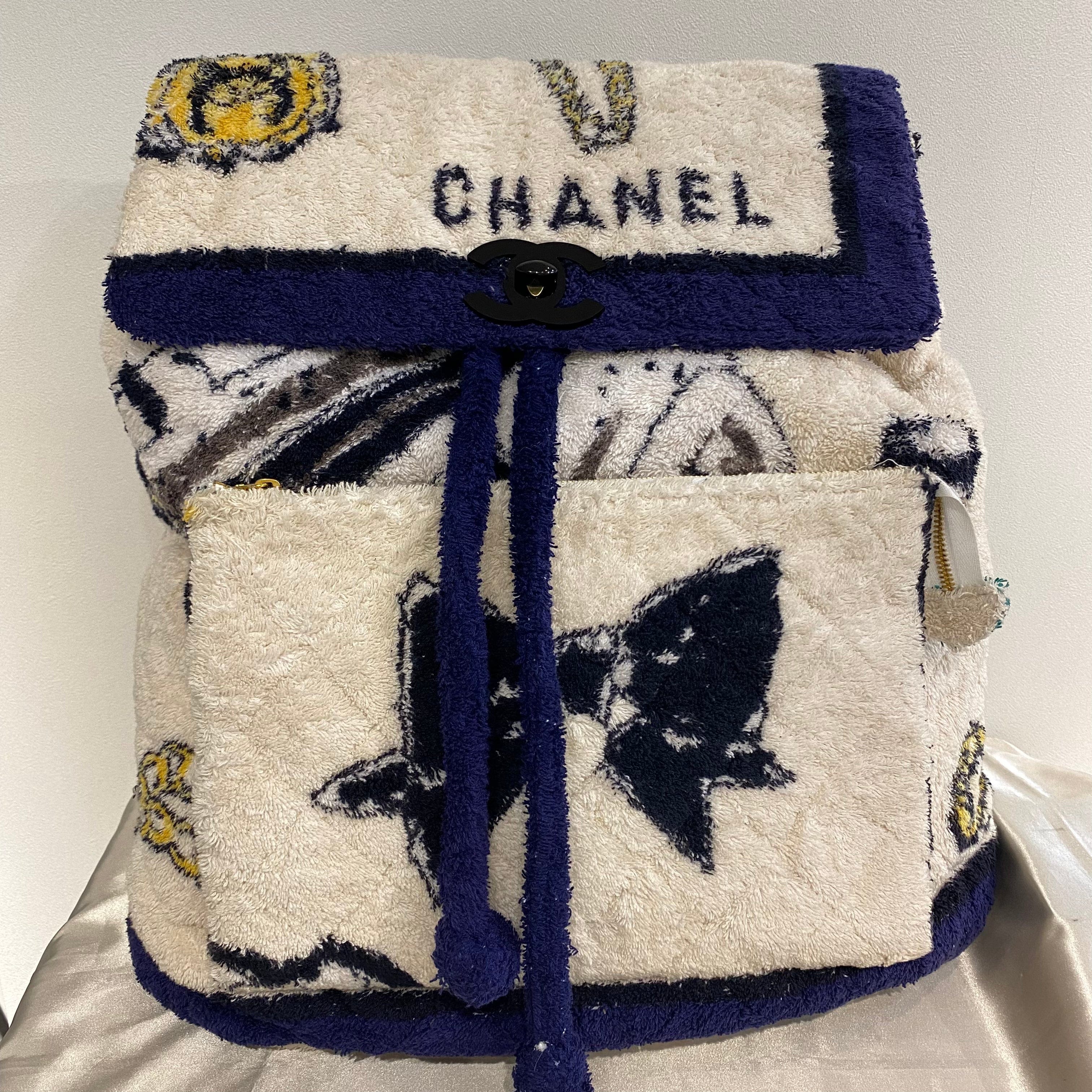 Chanel CHANEL VINTAGE 1994 TERRY CLOTH JUMBO BACKPACK WHITE PILE FABRIC 90212709