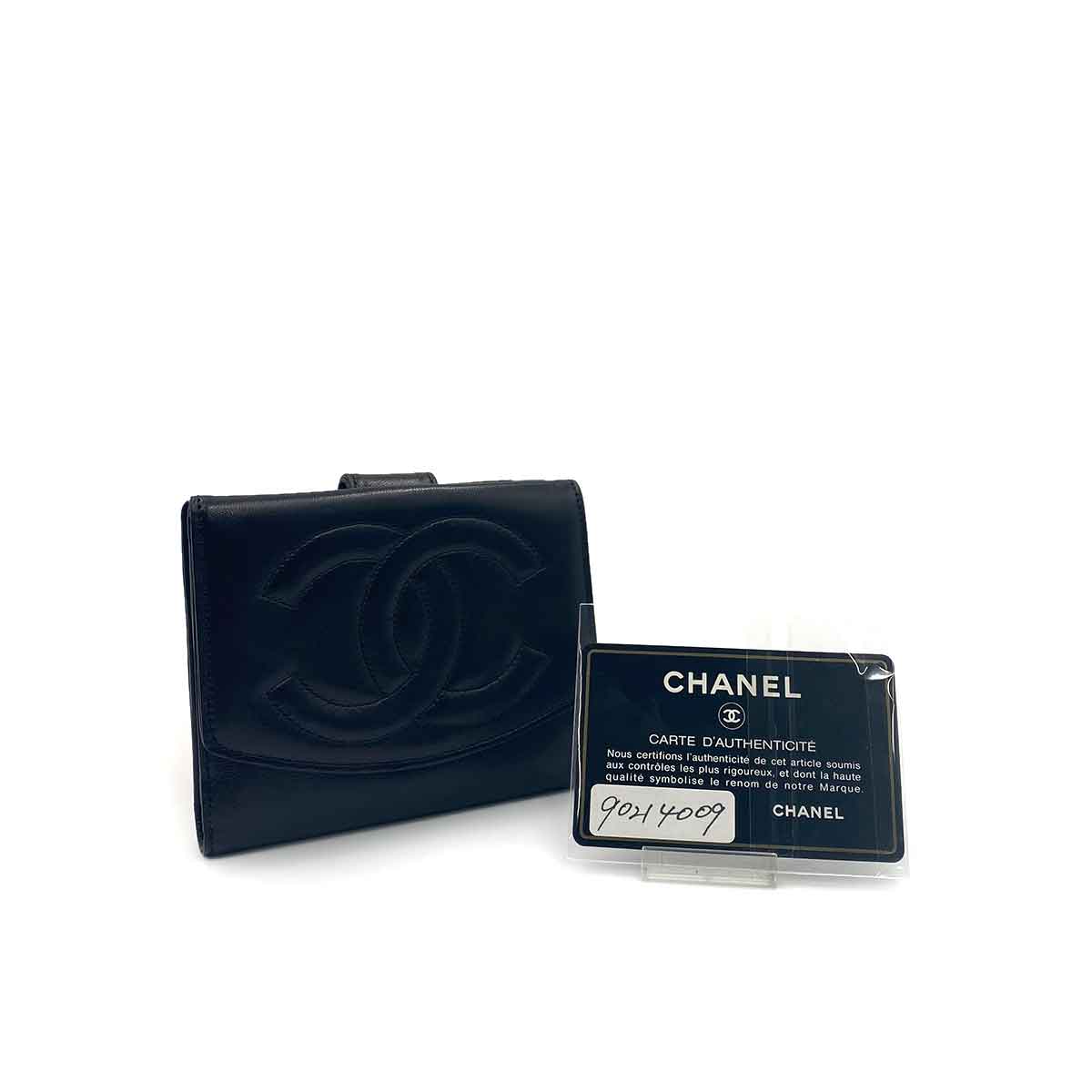 Chanel CHANEL VINTAGE BIFOLD COMPACT WALLET BLACK LAMB SKIN 90214009 DXBS0136