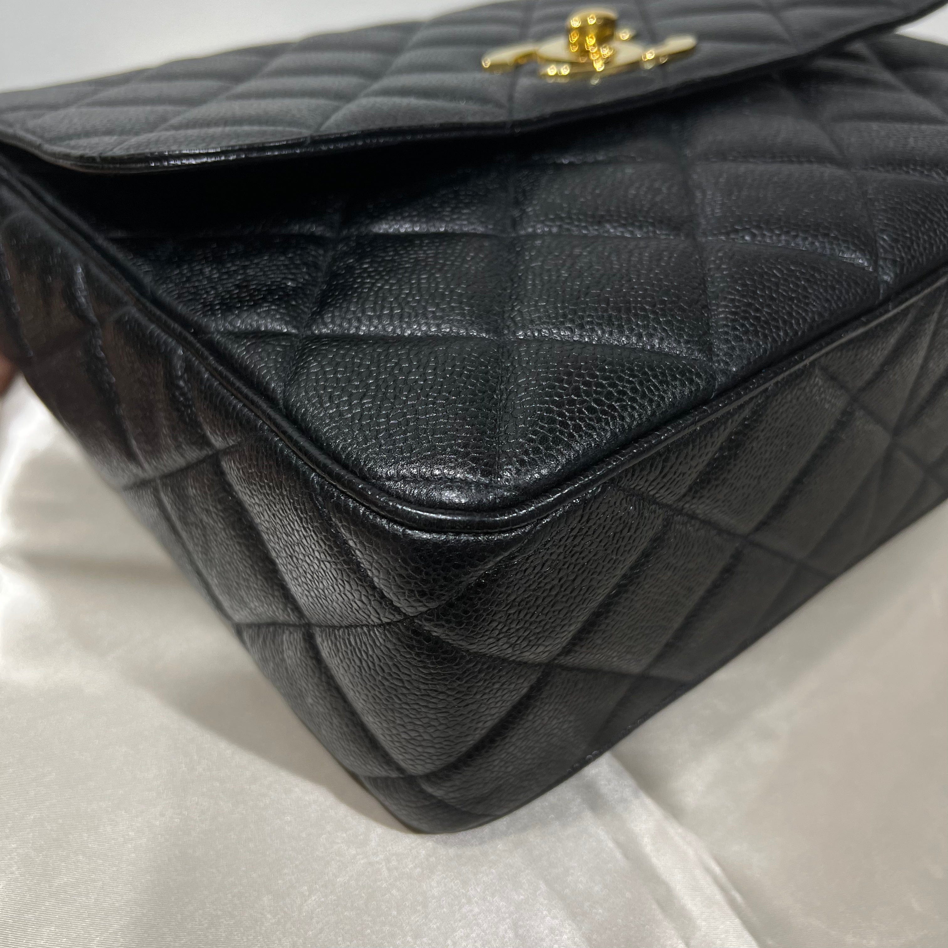 Chanel CHANEL VINTAGE BIG COCO SHOULDER BLACK CAVIAR SKIN 90207759