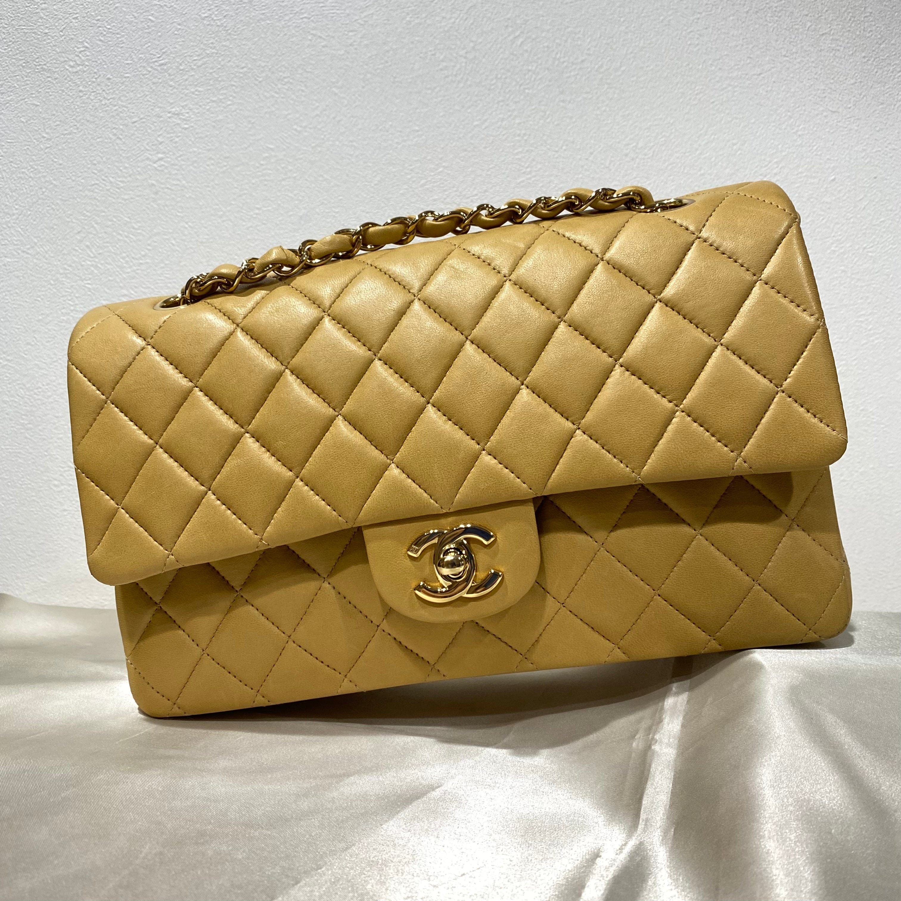 Chanel CHANEL VINTAGE CLASSIC FLAP MEDIUM BEIGE LAMB SKIN 90209418