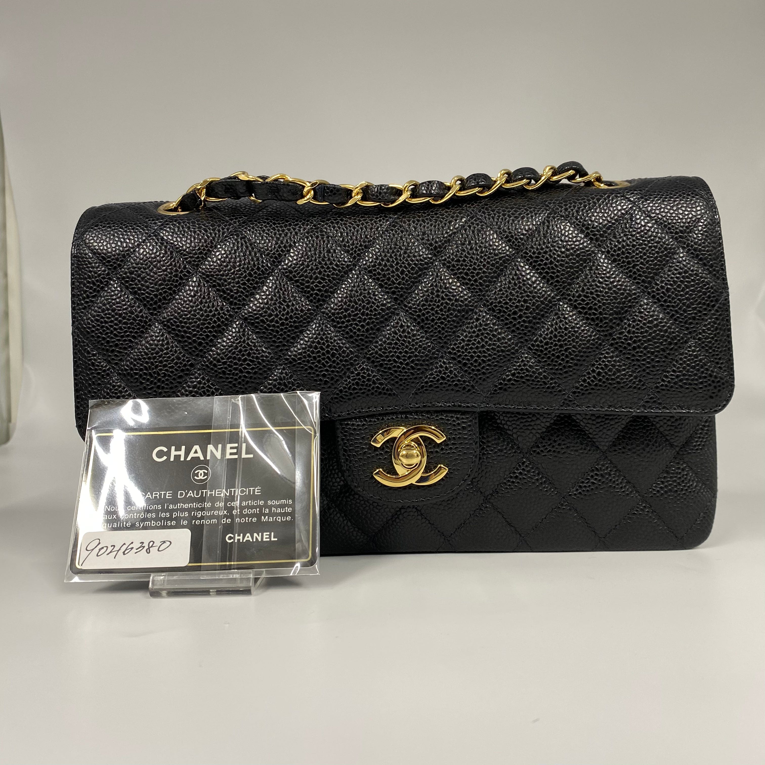 Chanel CHANEL VINTAGE CLASSIC FLAP MEDIUM CHAIN SHOULDER BAG BLACK CAVIAR SKIN