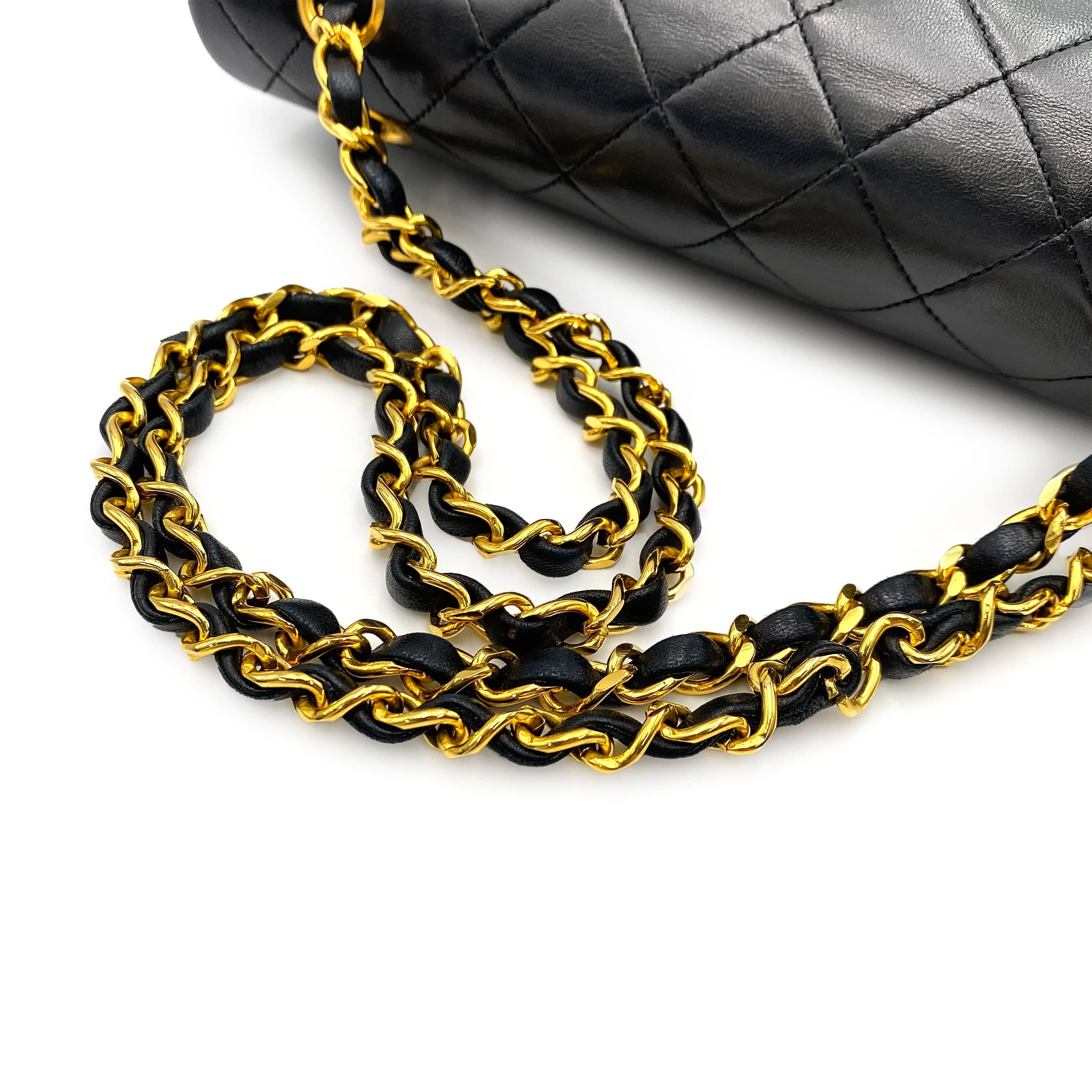 Chanel CHANEL VINTAGE CLASSIC FLAP MEDIUM CHAIN SHOULDER BAG BLACK LAMB SKIN