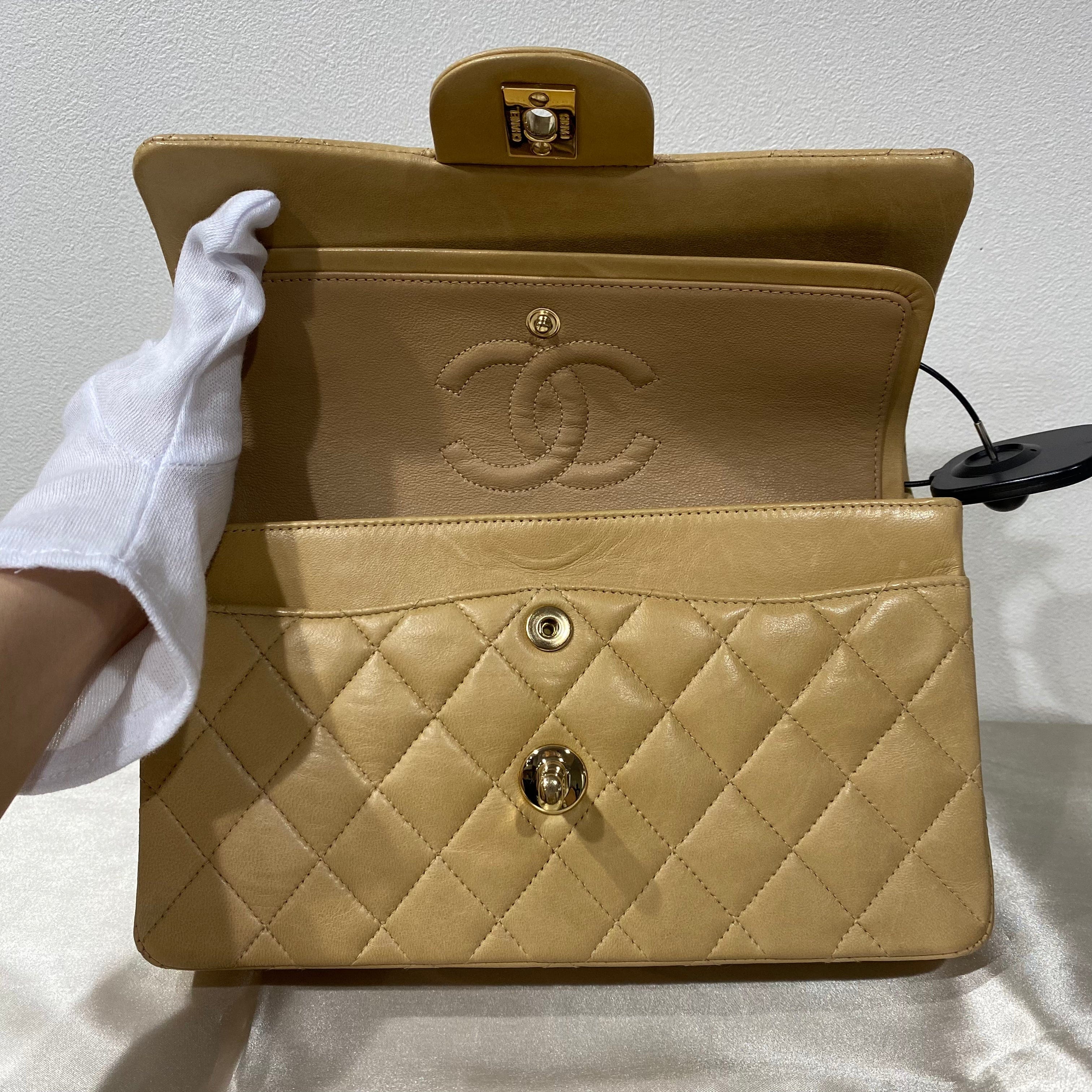 Chanel CHANEL VINTAGE CLASSIC FLAP SMALL BEIGE LAMB SKIN 90199491