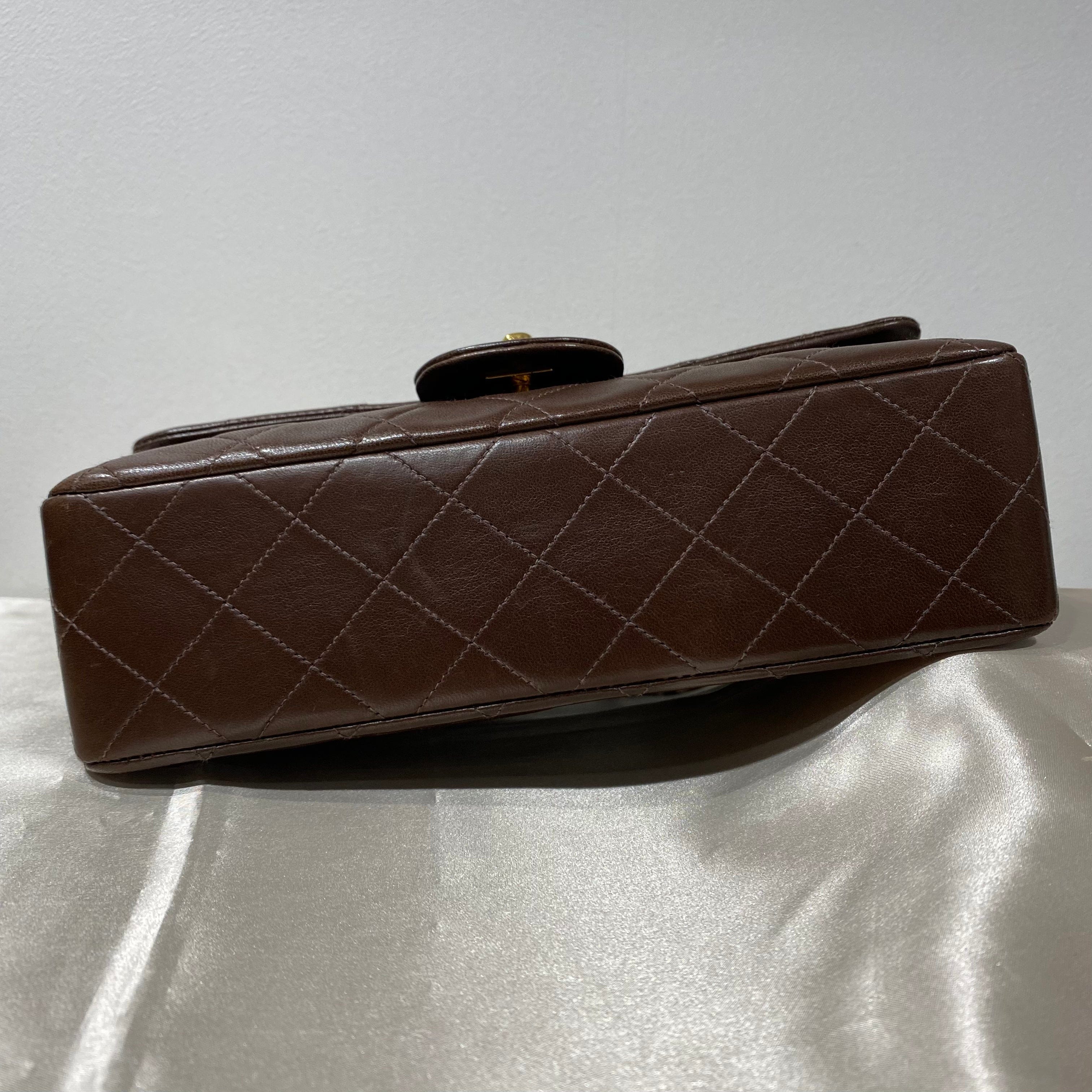 Chanel CHANEL VINTAGE CLASSIC FLAP SMALL BROWN LAMB SKIN 90158874