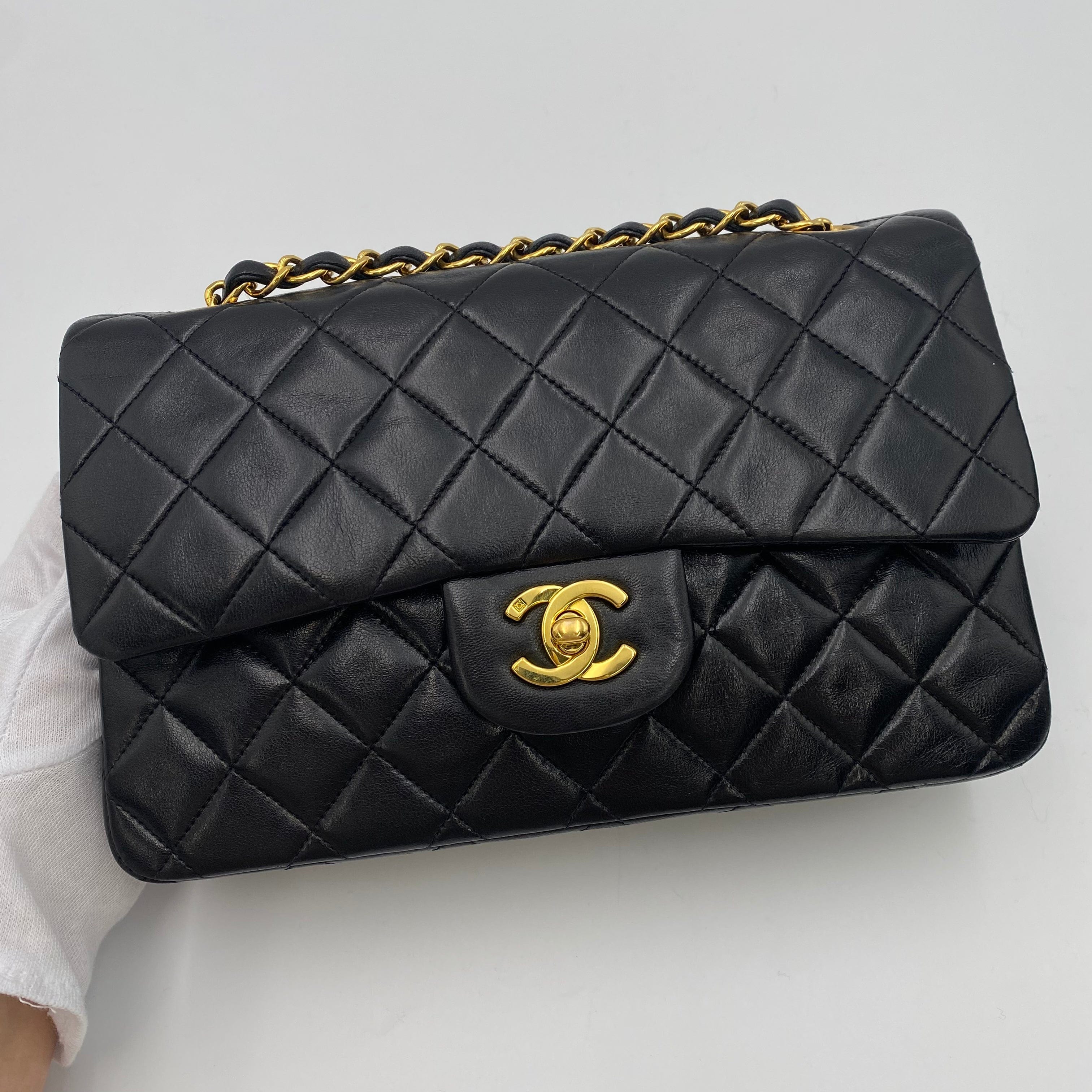 Chanel CHANEL VINTAGE CLASSIC FLAP SMALL CHAIN SHOULDER BAG BLACK LAMB SKIN