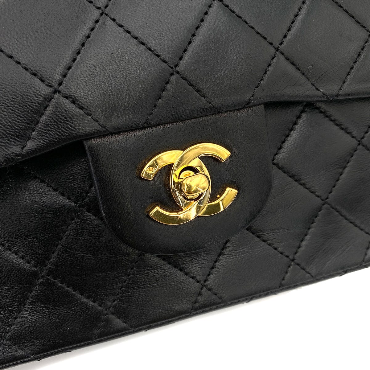 Chanel CHANEL VINTAGE CLASSIC FLAP SMALL CHAIN SHOULDER BAG BLACK LAMB SKIN 90236251