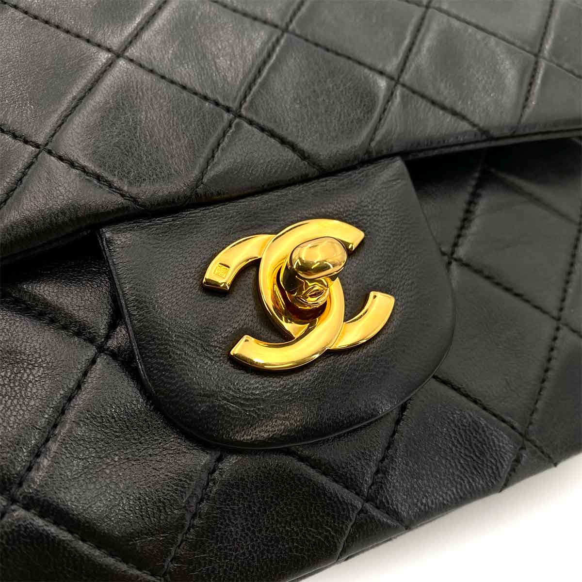 CHANEL CHANEL VINTAGE CLASSIC FLAP SMALL CHAIN SHOULDER BAG BLACK LAMB SKIN 90242641