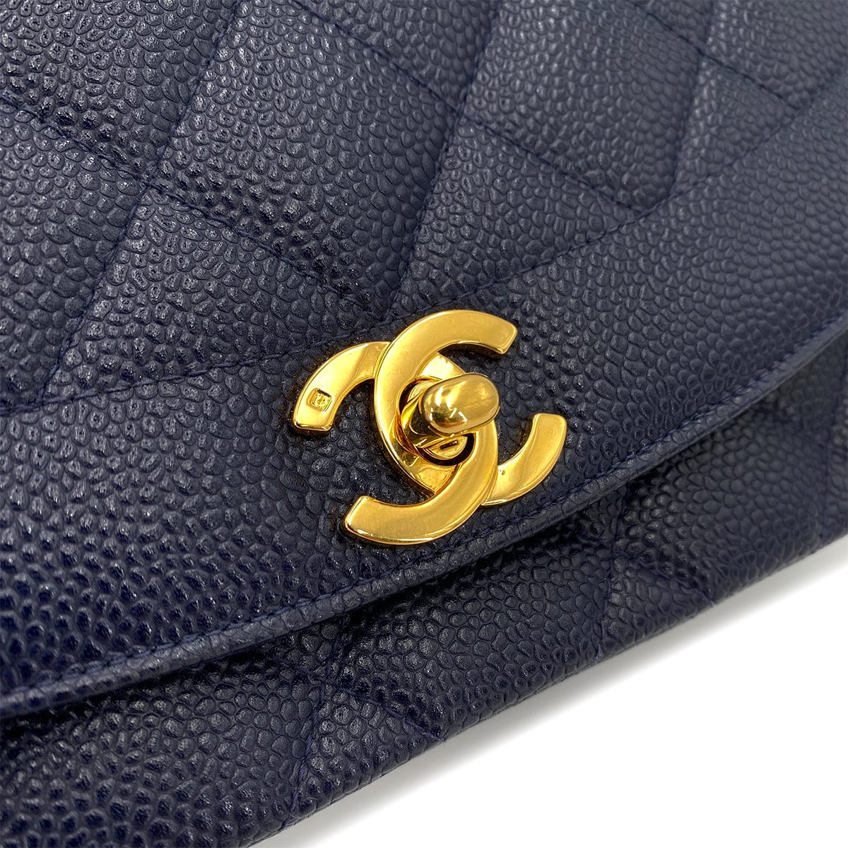 CHANEL CHANEL VINTAGE DIANA MEDIUM CHAIN SHOULDER BAG NAVY CAVIAR SKIN 90249035