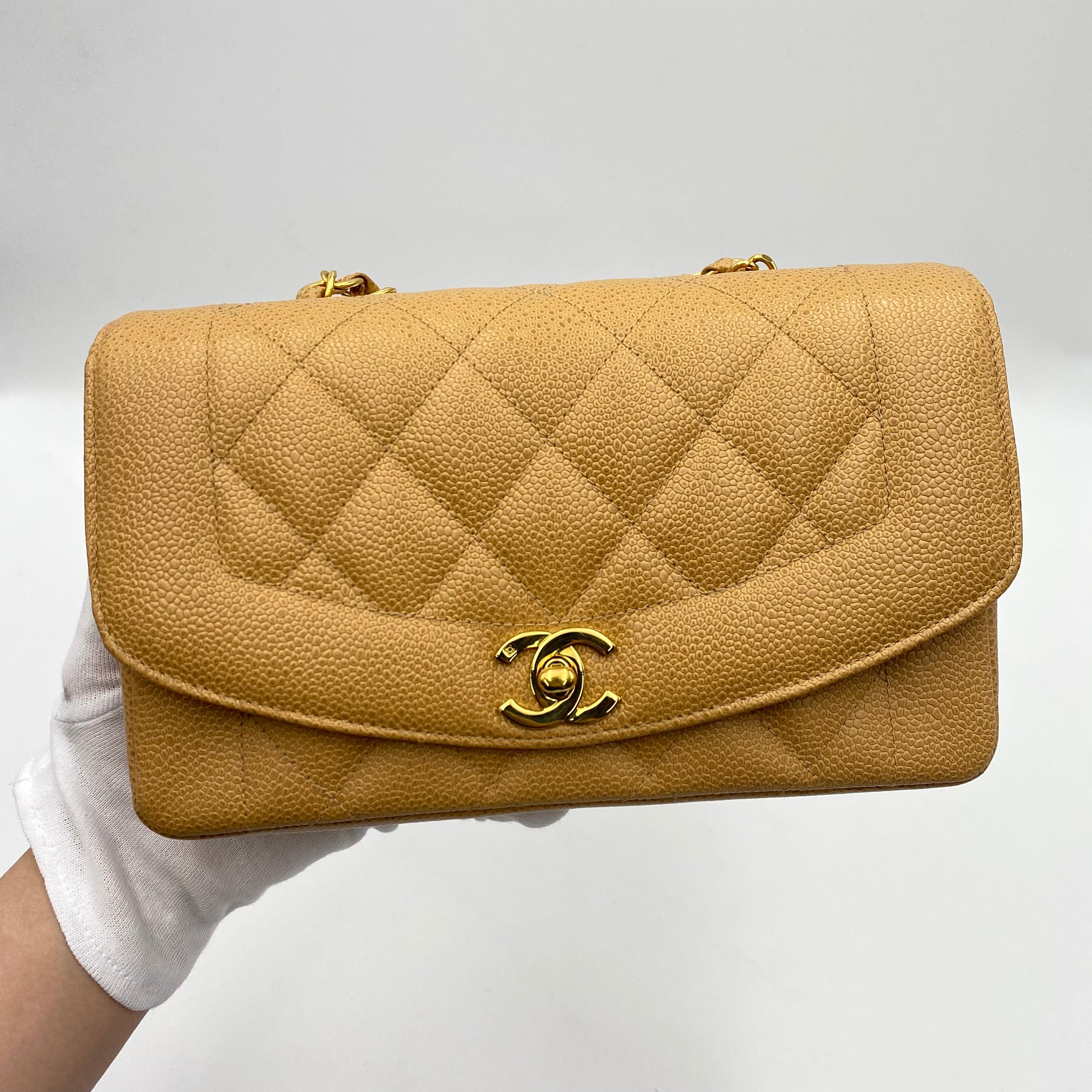 Chanel Chanel Vintage Diana Small Beige Caviar GHW #3 90223306