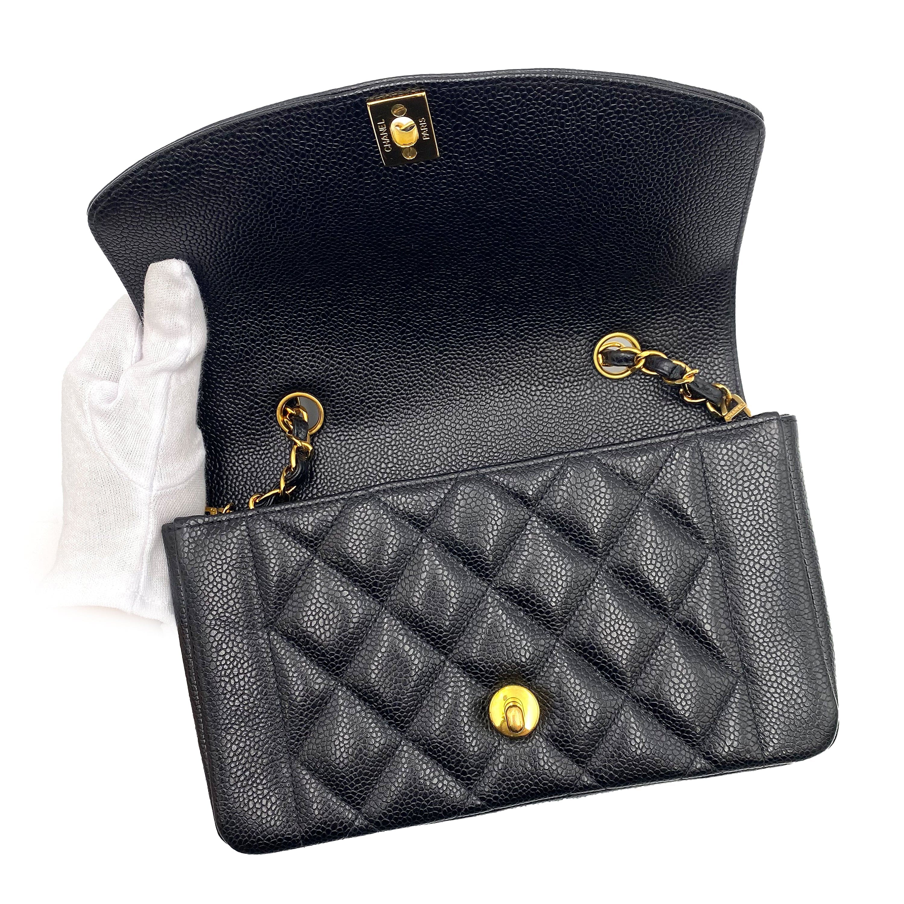 Chanel Chanel Vintage Diana Small Black Caviar 90225658