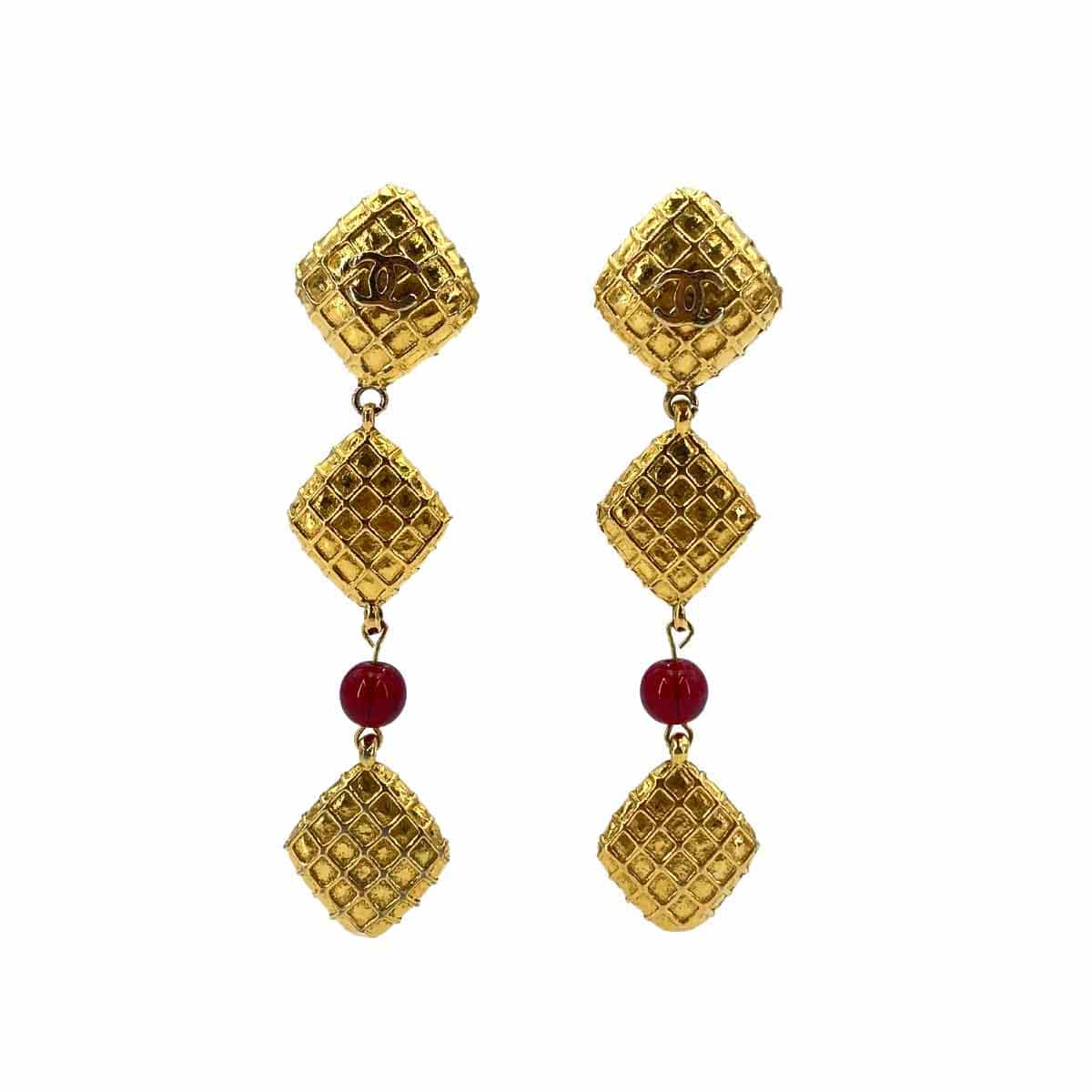 Chanel Chanel Vintage Earrings (Clip-On) CC Waffle 90242343