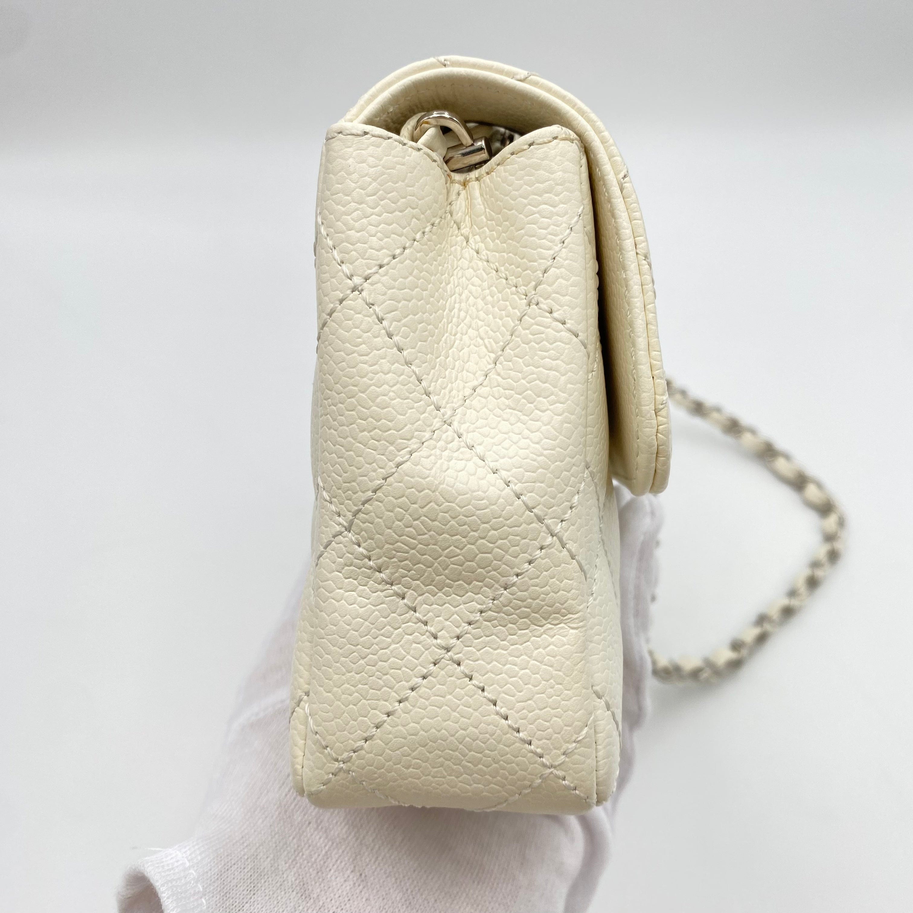 Chanel CHANEL VINTAGE EAST WEST CHAIN SHOULDER BAG WHITE CAVIAR SKIN SHW 90220307