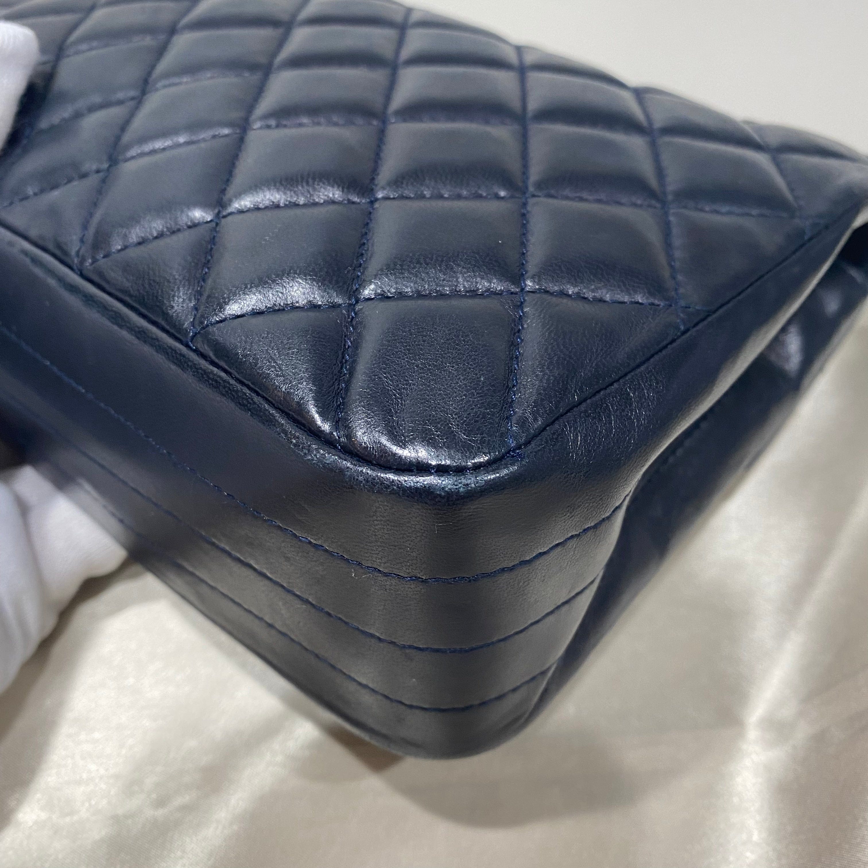 Chanel CHANEL VINTAGE HALF MOON NAVY LAMB SKIN