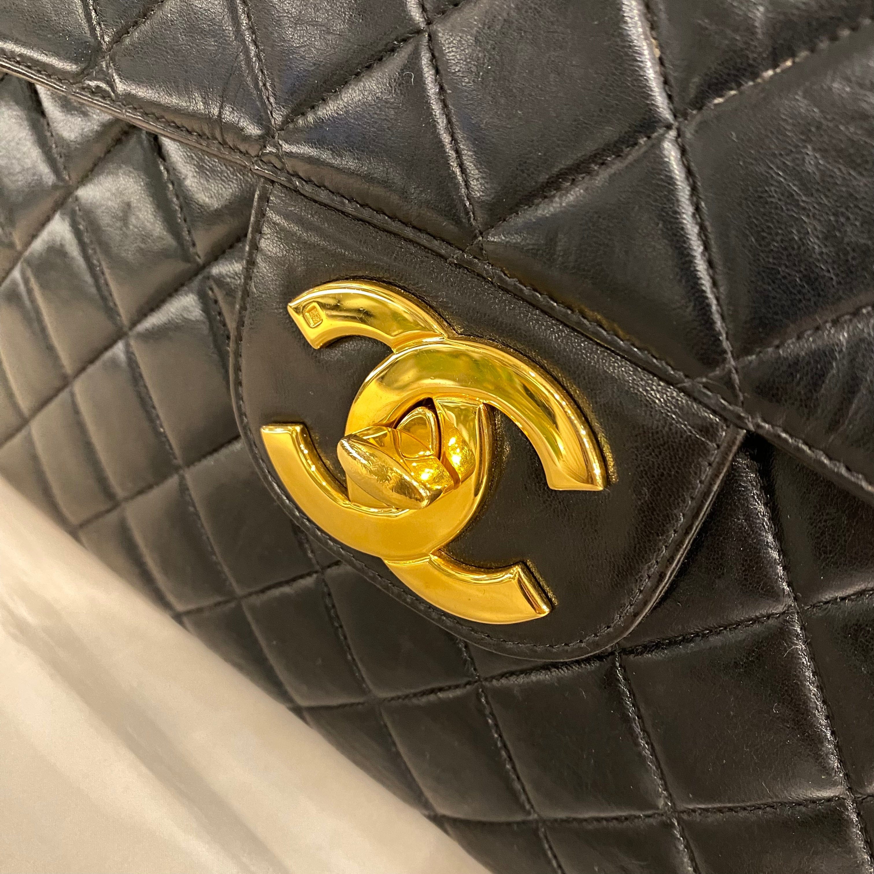 Chanel CHANEL VINTAGE JUMBO MATELASSE 30 BLACK LAMB SKIN 90196580