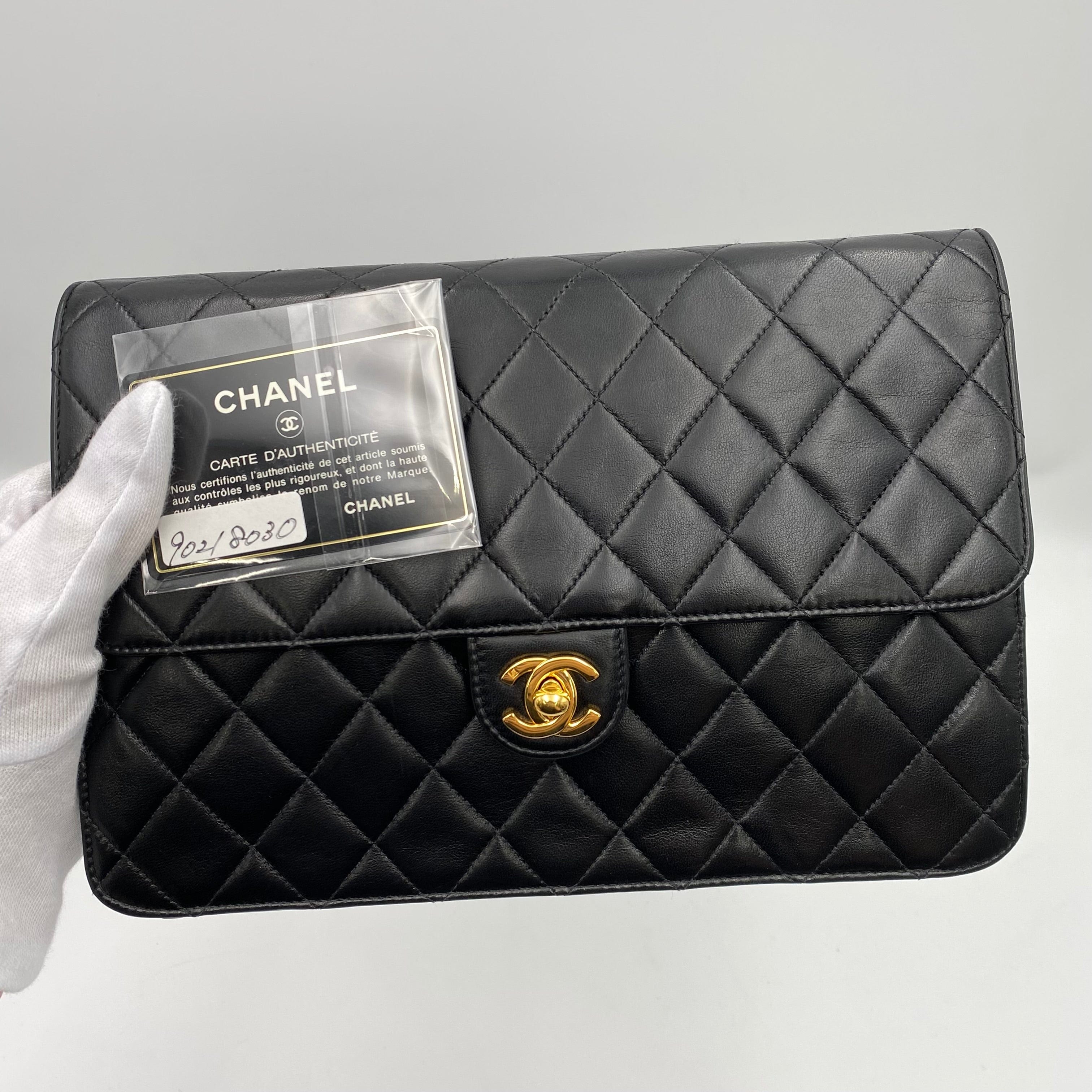 Chanel CHANEL VINTAGE MATELASSE CHAIN SHOULDER BAG BLACK LAMB SKIN 90218030