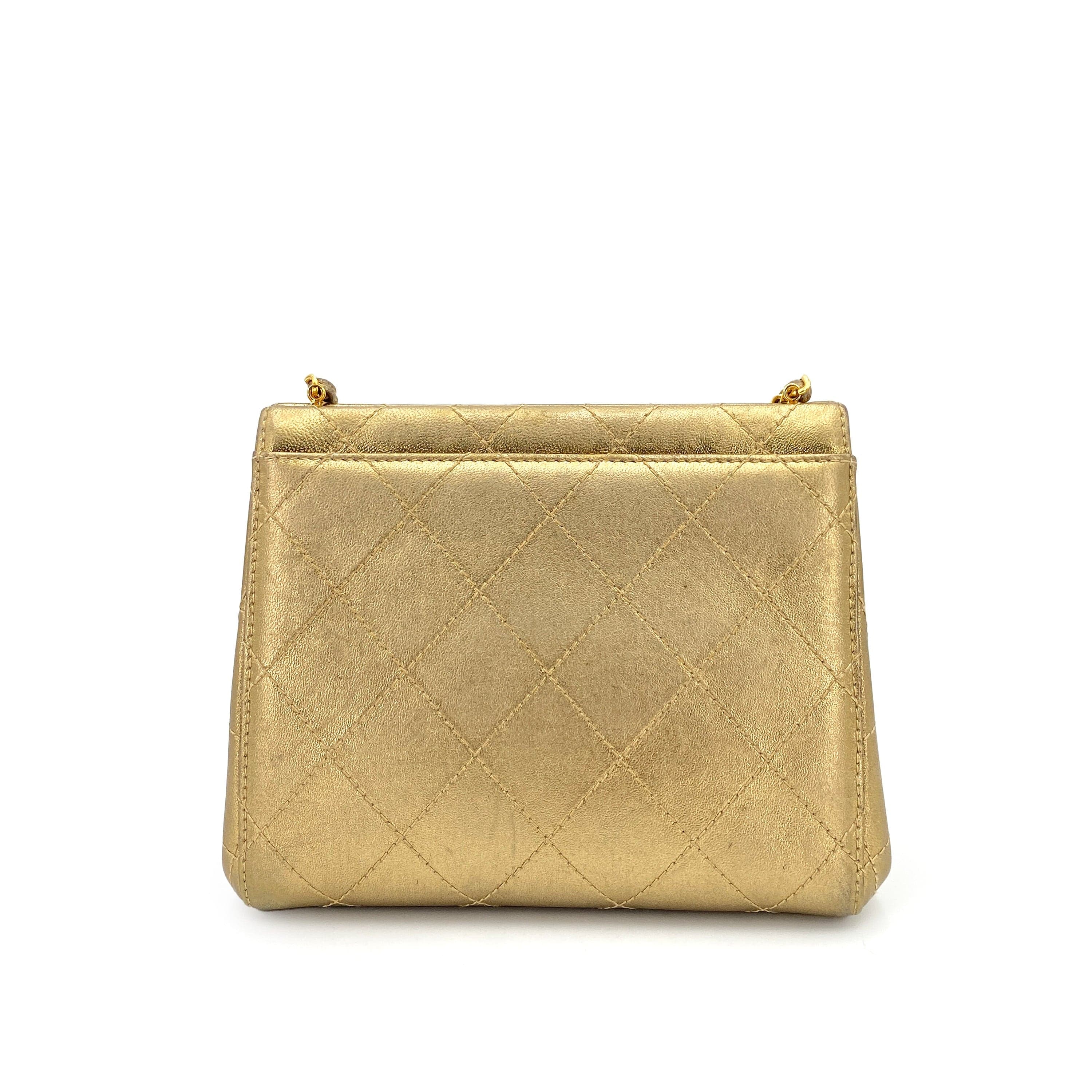 CHANEL CHANEL VINTAGE MATELASSE CHAIN SHOULDER BAG GOLD LAMB SKIN 90245050