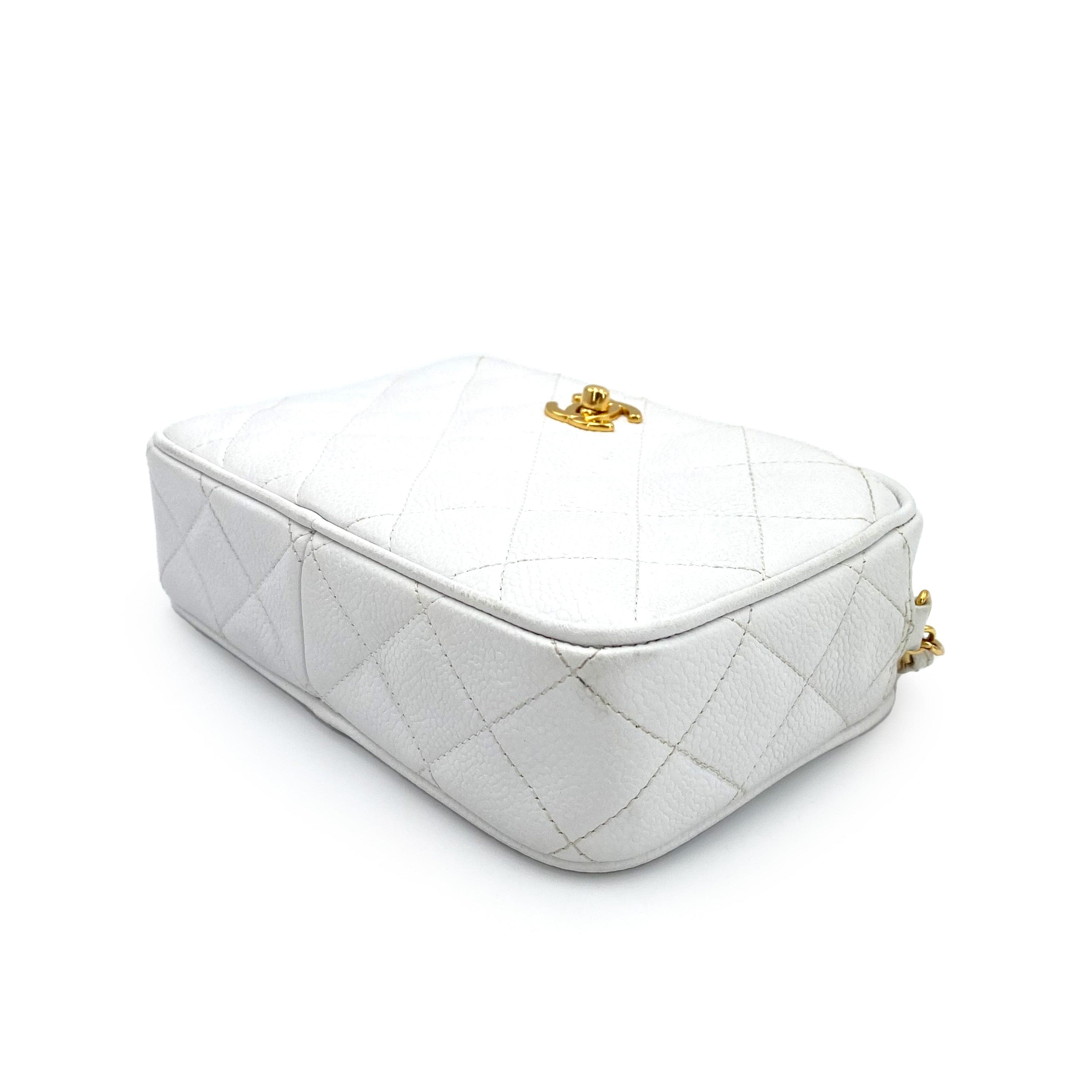 chanel CHANEL VINTAGE MATELASSE CHAIN SHULDER BAG WHITE CAVIAR SKIN 90241782