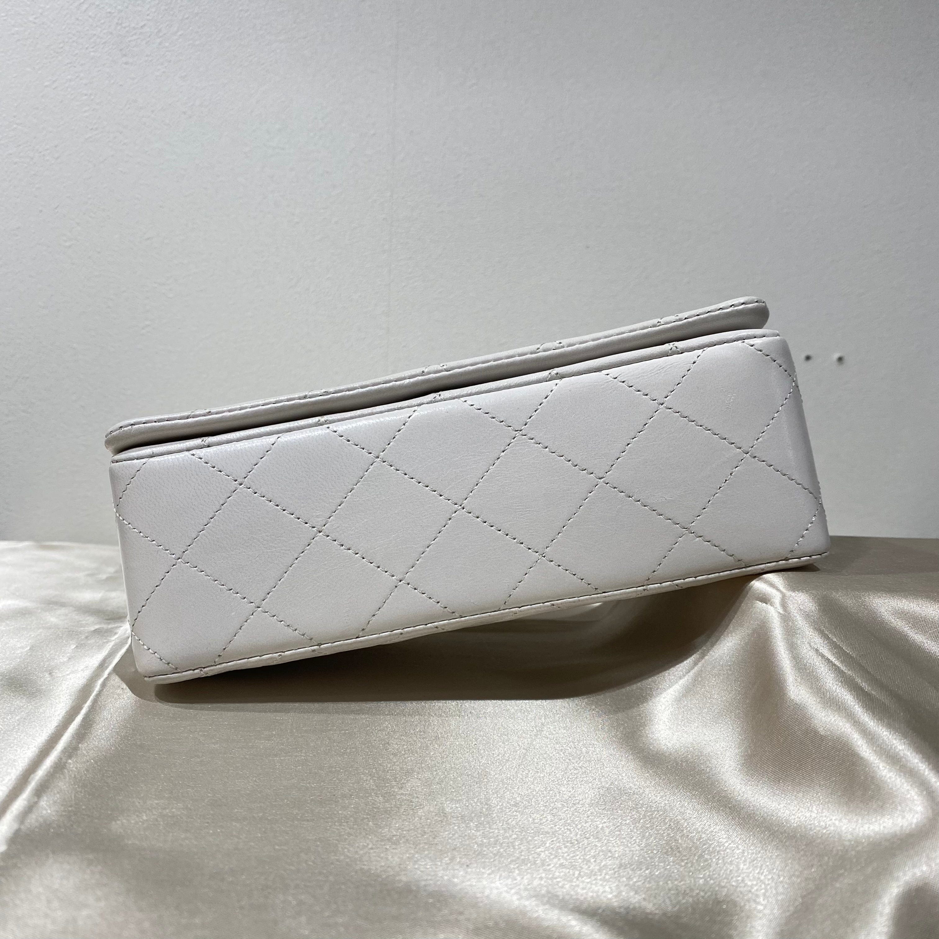 Chanel CHANEL VINTAGE MINI FULL FLAP WHITE LAMB SKIN 90198460