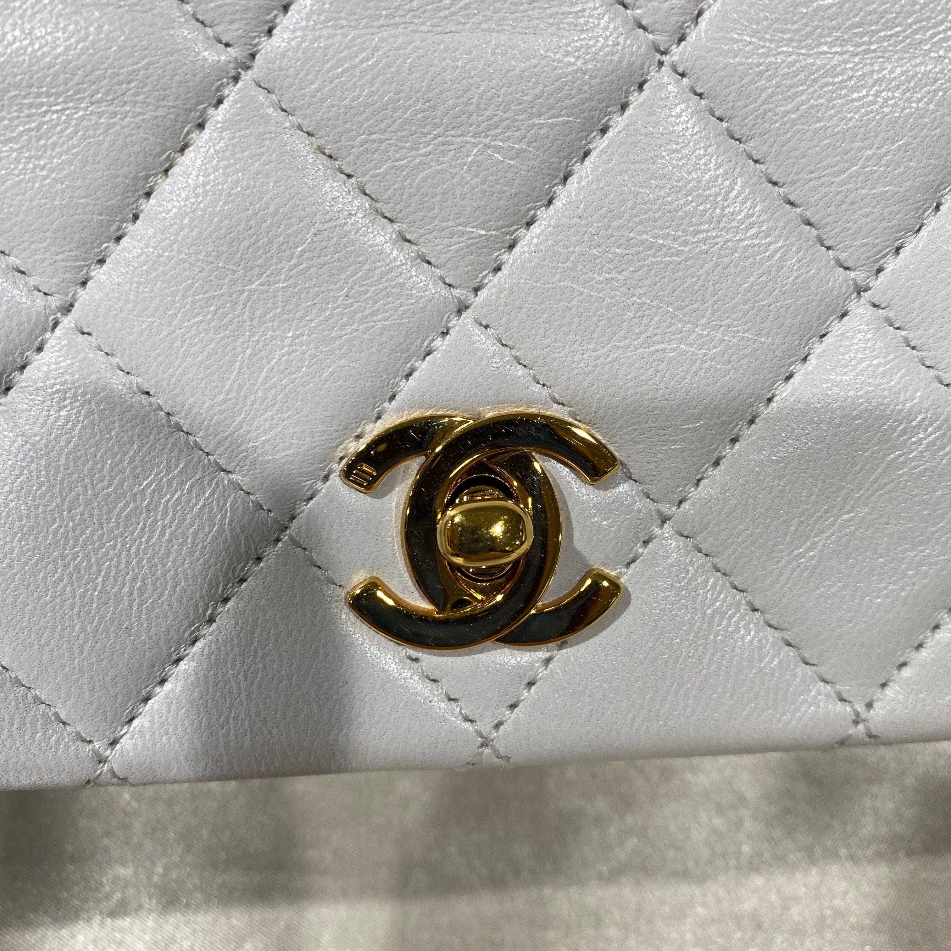 Chanel CHANEL VINTAGE MINI FULL FLAP WHITE LAMB SKIN 90198460