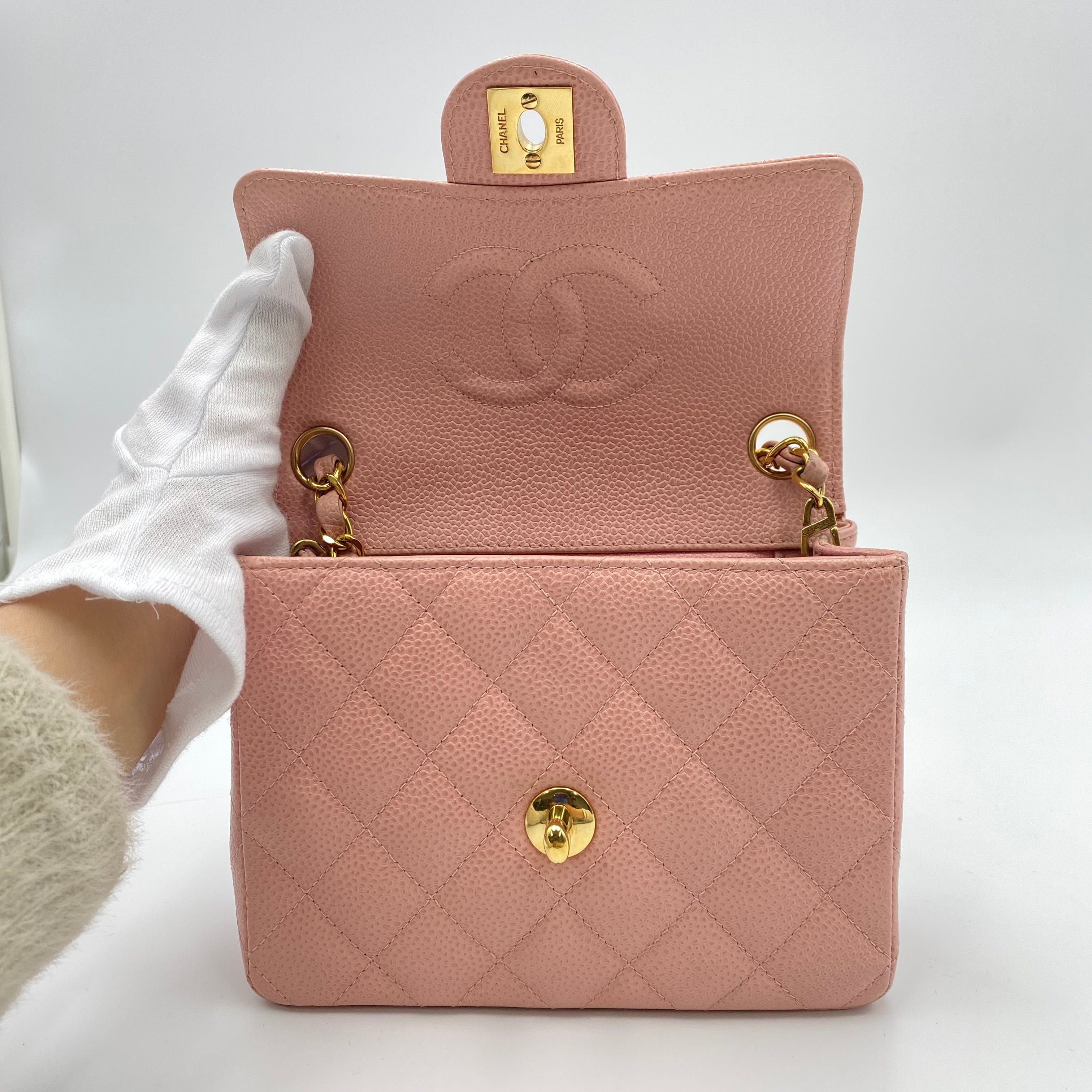 Chanel CHANEL VINTAGE MINI SQUARE 17 CHAIN SHOULDER BAG PINK CAVIAR SKIN 90216497