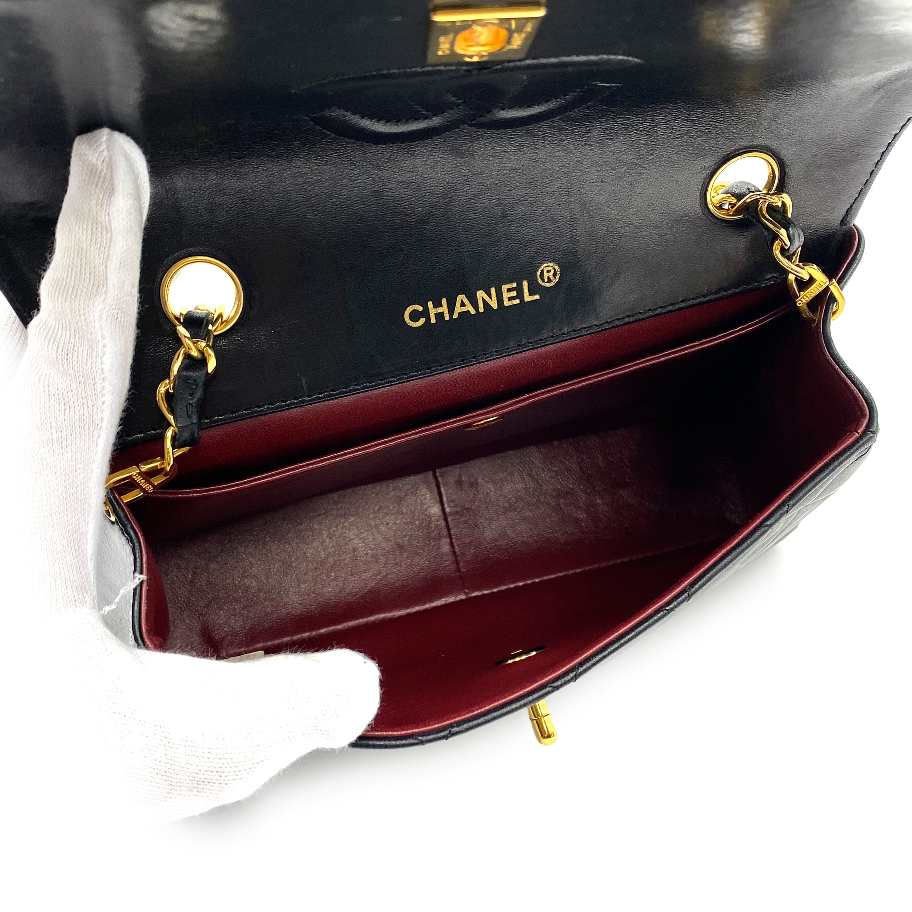 CHANEL CHANNEL VINTAGE MATELASSE CHAIN SHOULDER BAG BLACK LAMB SKIN 90225283