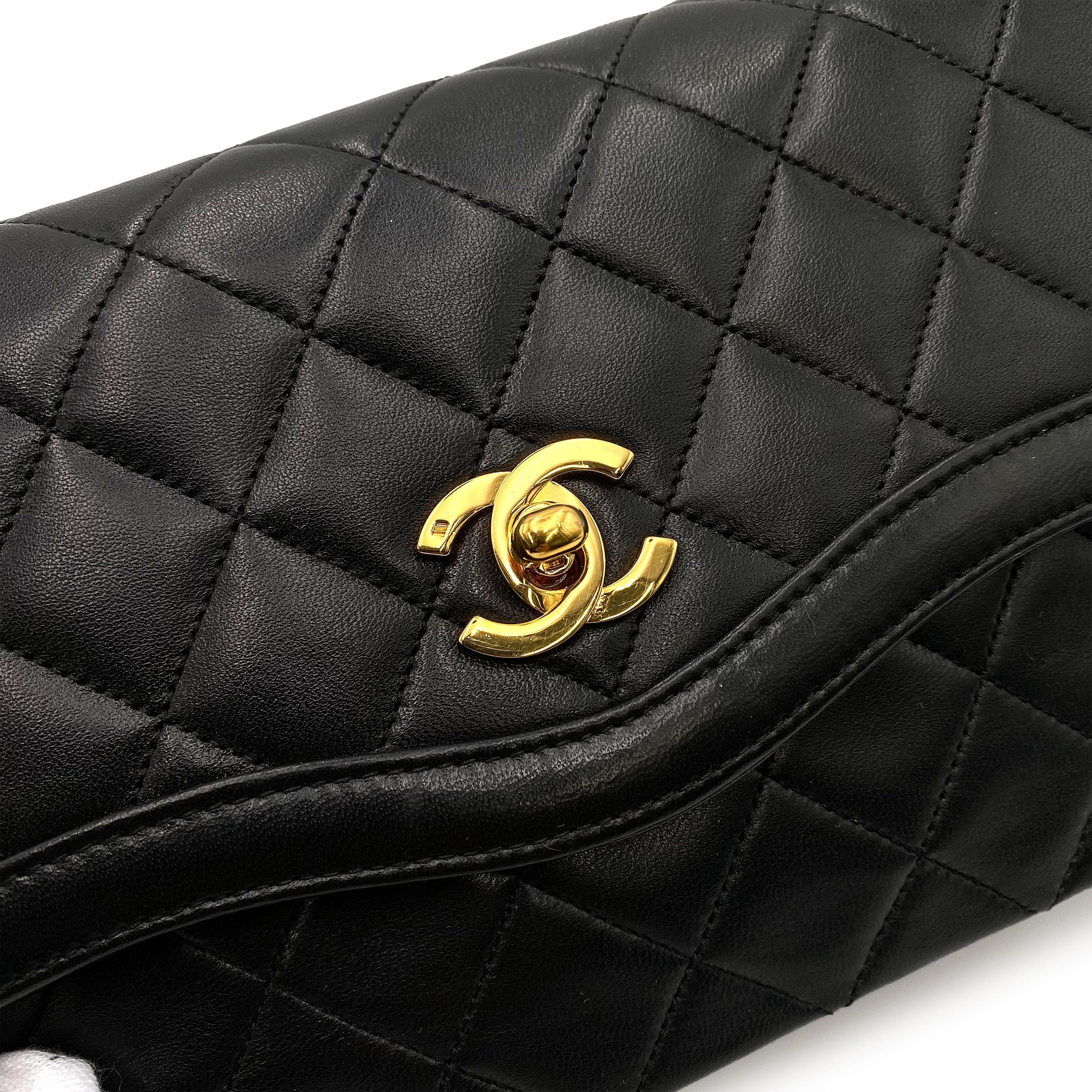 CHANEL CHANNEL VINTAGE MATELASSE CHAIN SHOULDER BAG BLACK LAMB SKIN 90225283