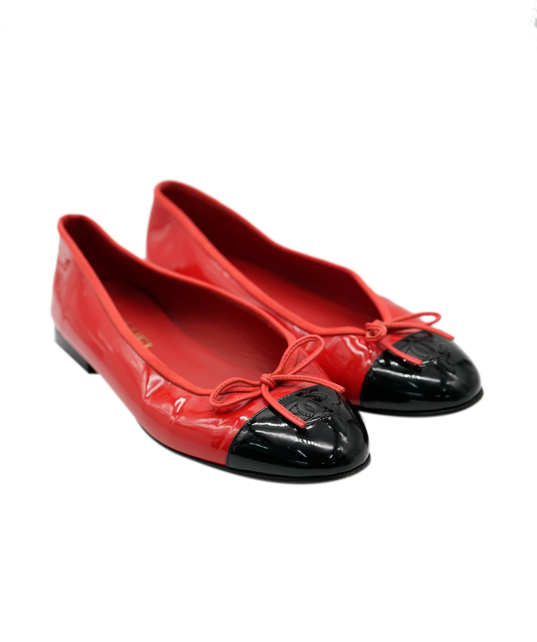 Chanel Chanel ballerinas flat red and black 38.5 AVC1318