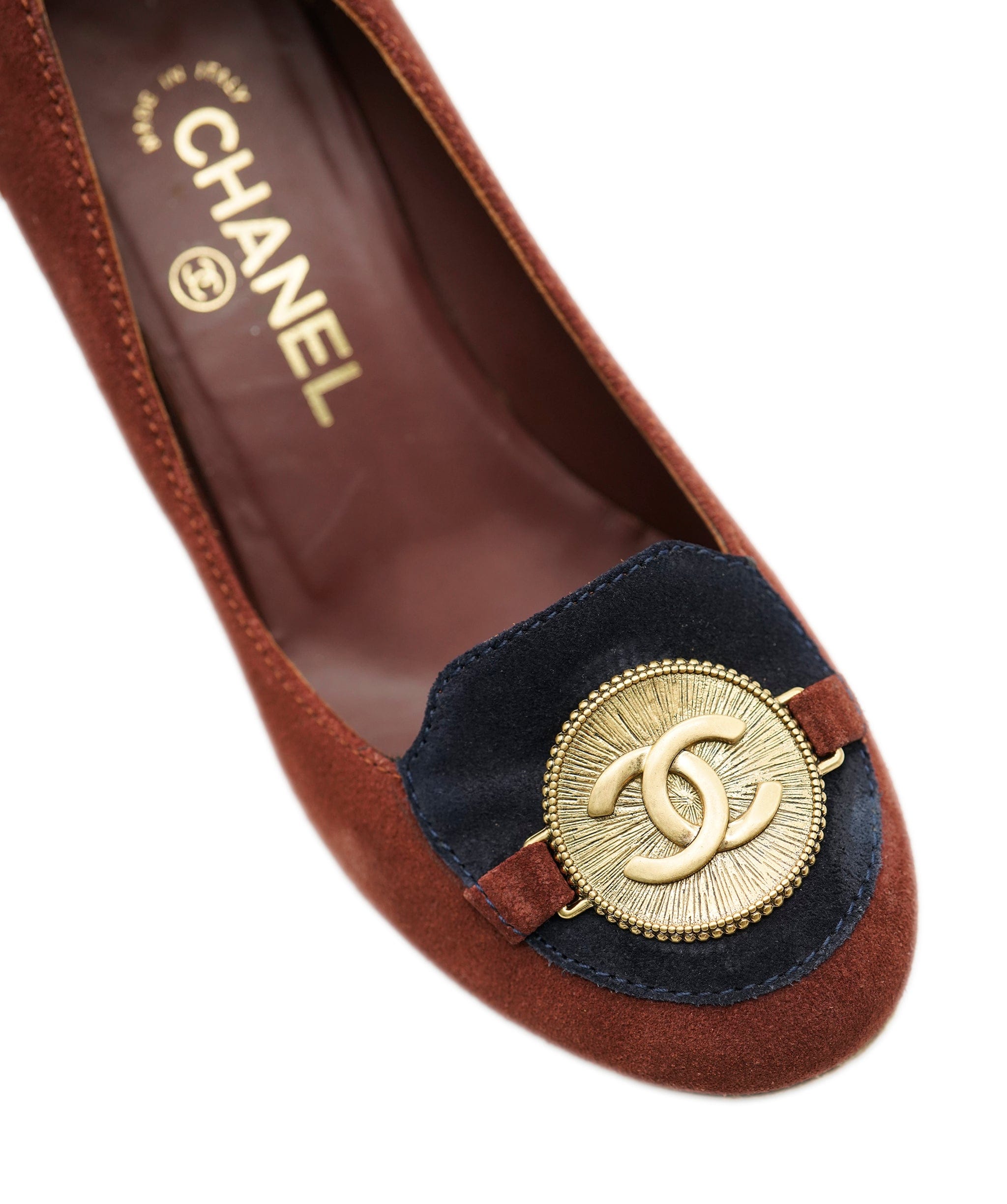 Chanel Chanel burgundy wedges with sunburst detail  - AJC0450