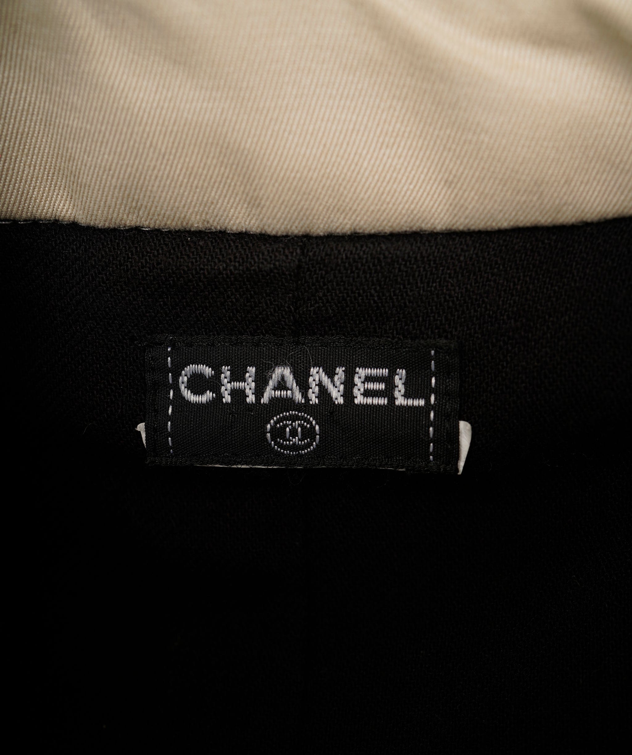 Chanel Chanel CC Buttons Trench Coat ASL9628